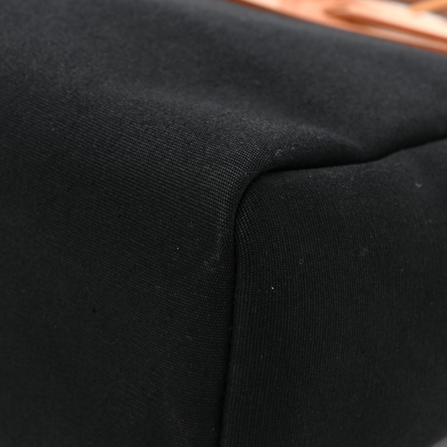 Toile Vache Calfskin Herbag 30 PM Black Natural