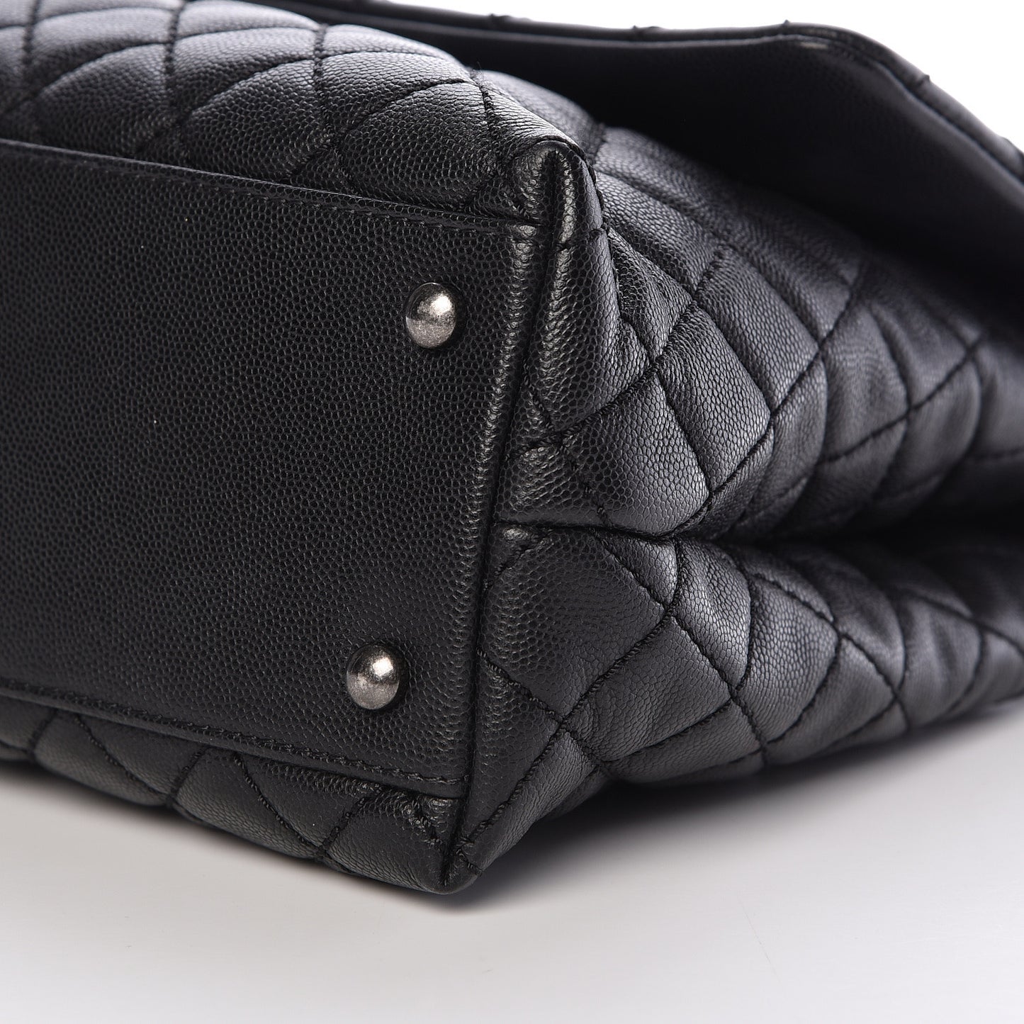 Caviar Quilted Medium Coco Handle Flap Black
