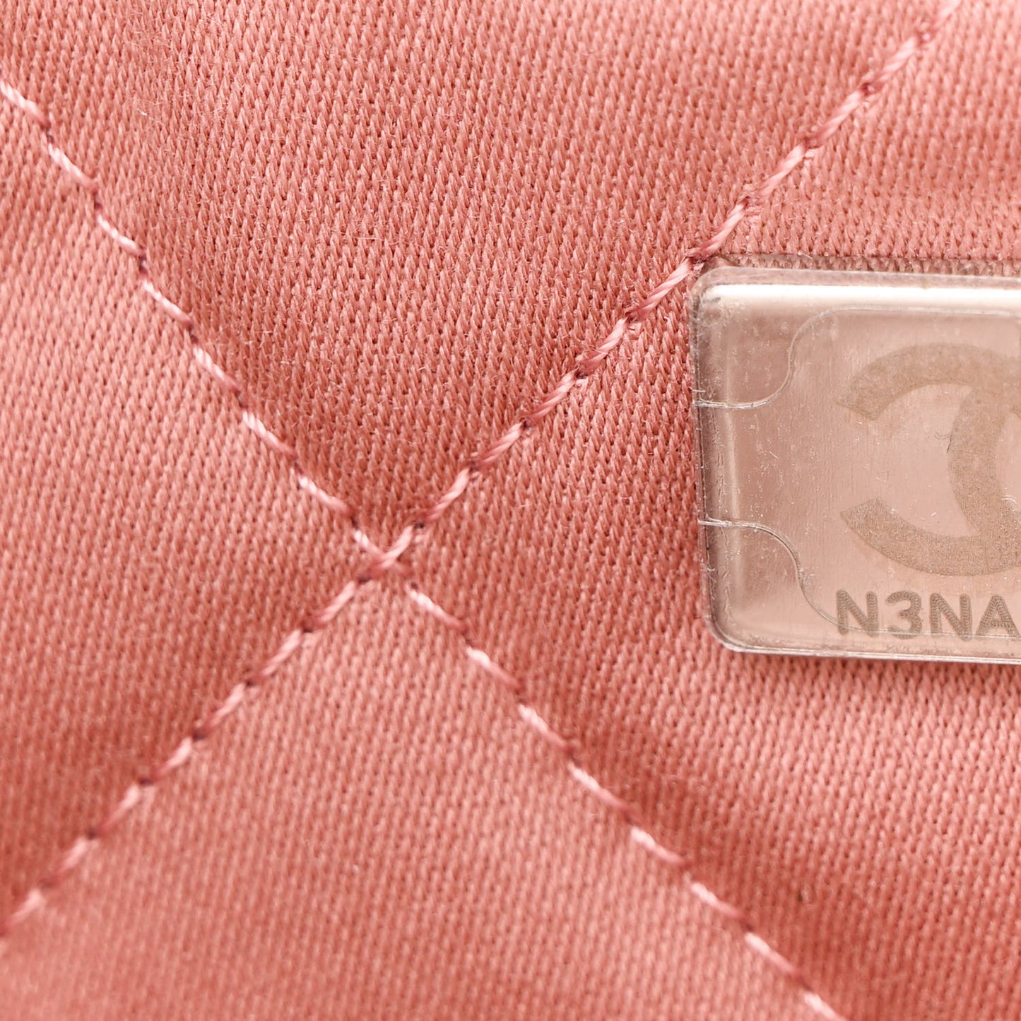 Metallic Calfskin Quilted Small Chanel 22 Pink