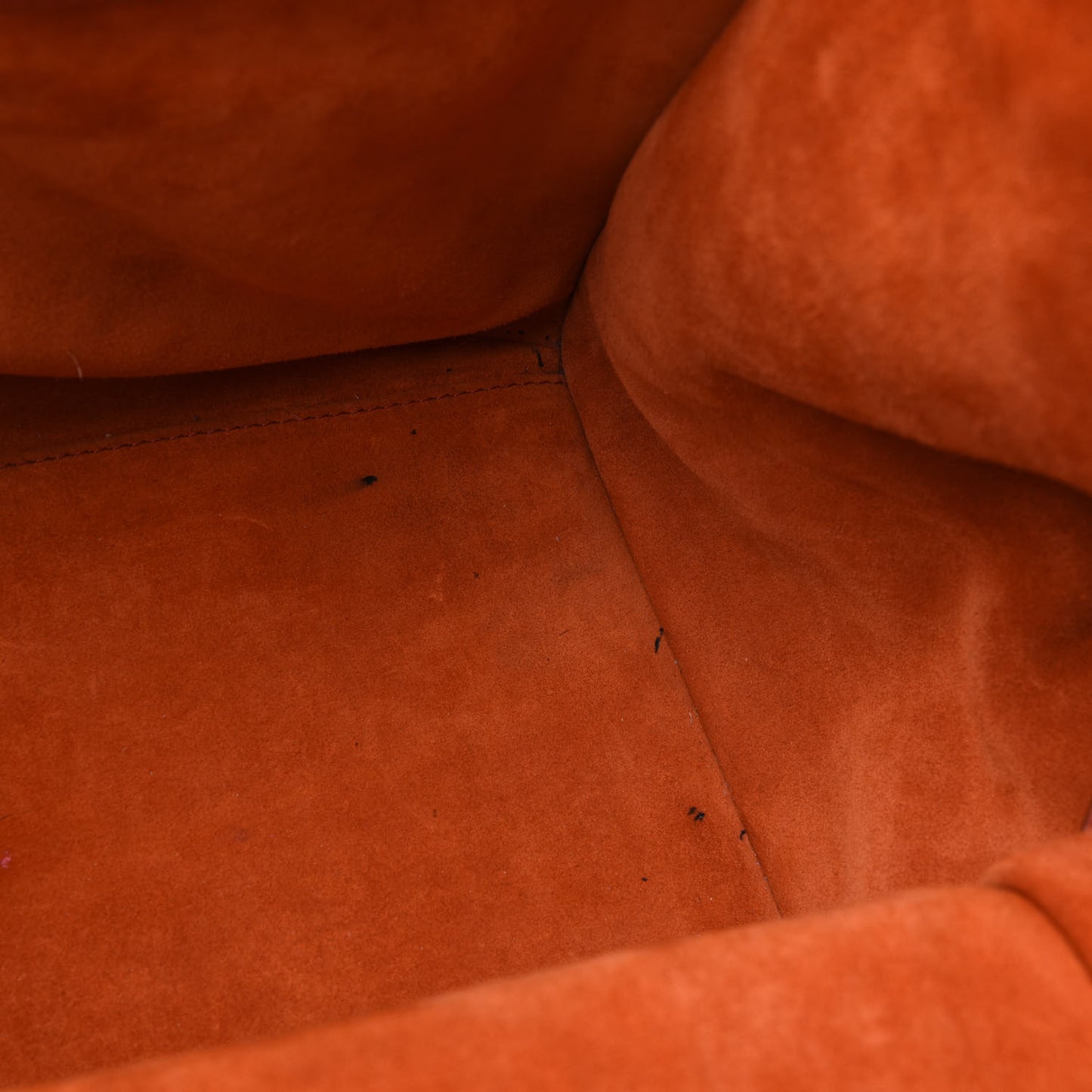 Supple Calfskin Large Phantom Luggage Orange