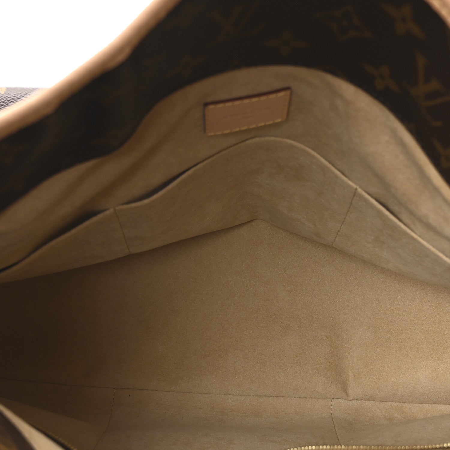 Louis Vuitton Monogram Artsy MM 5 of 10