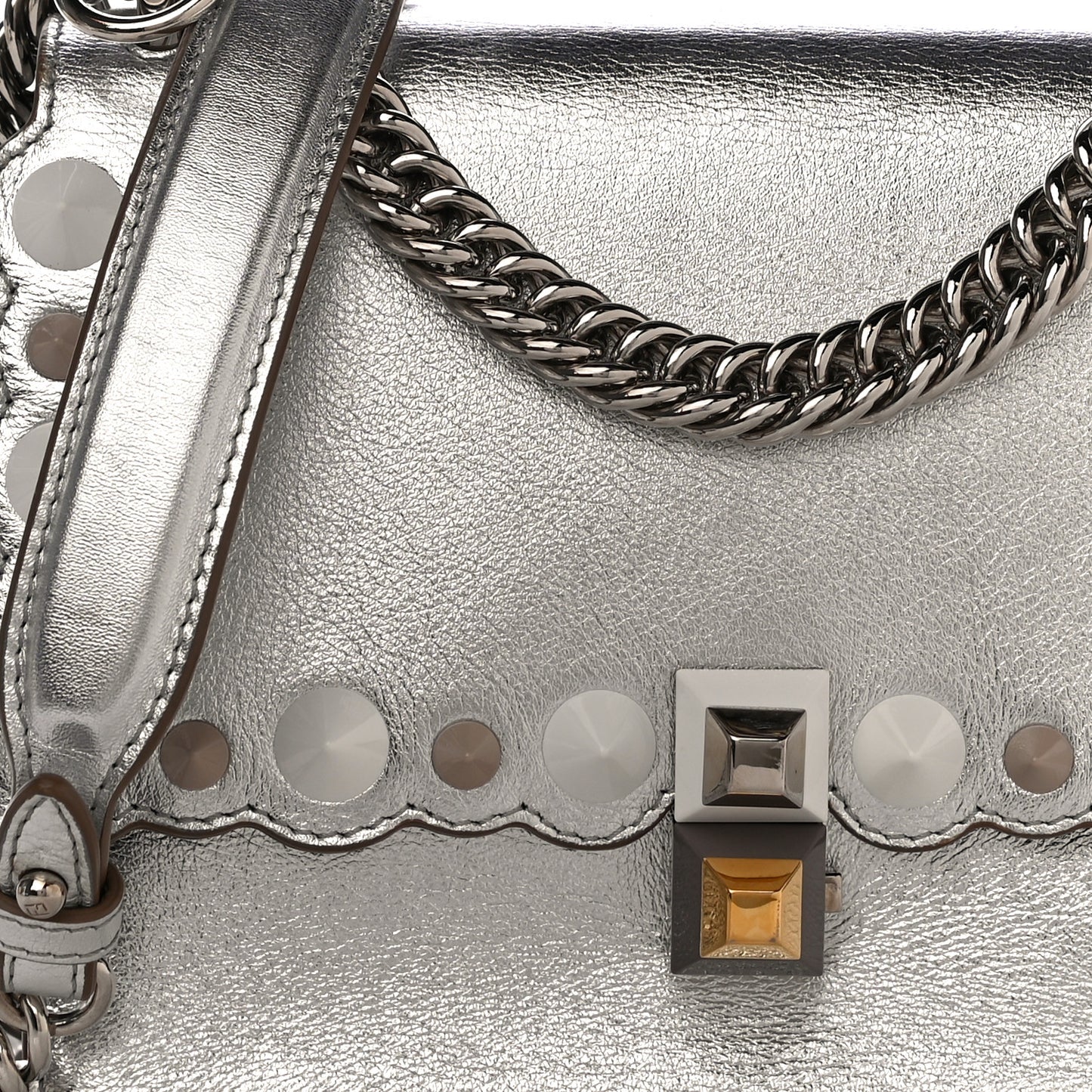 Vitello Catalan Mirror Scalloped Multi Studded Small Kan I Shoulder Bag Argento