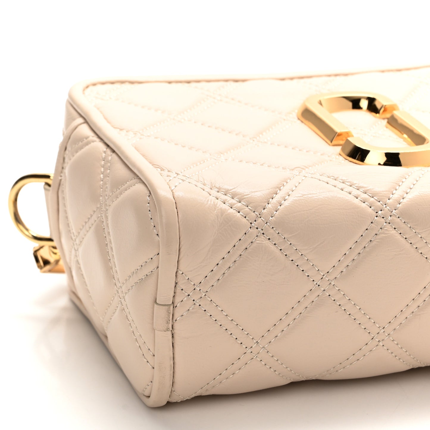 Calfskin Quilted The Softshot 21 Bag Ivory