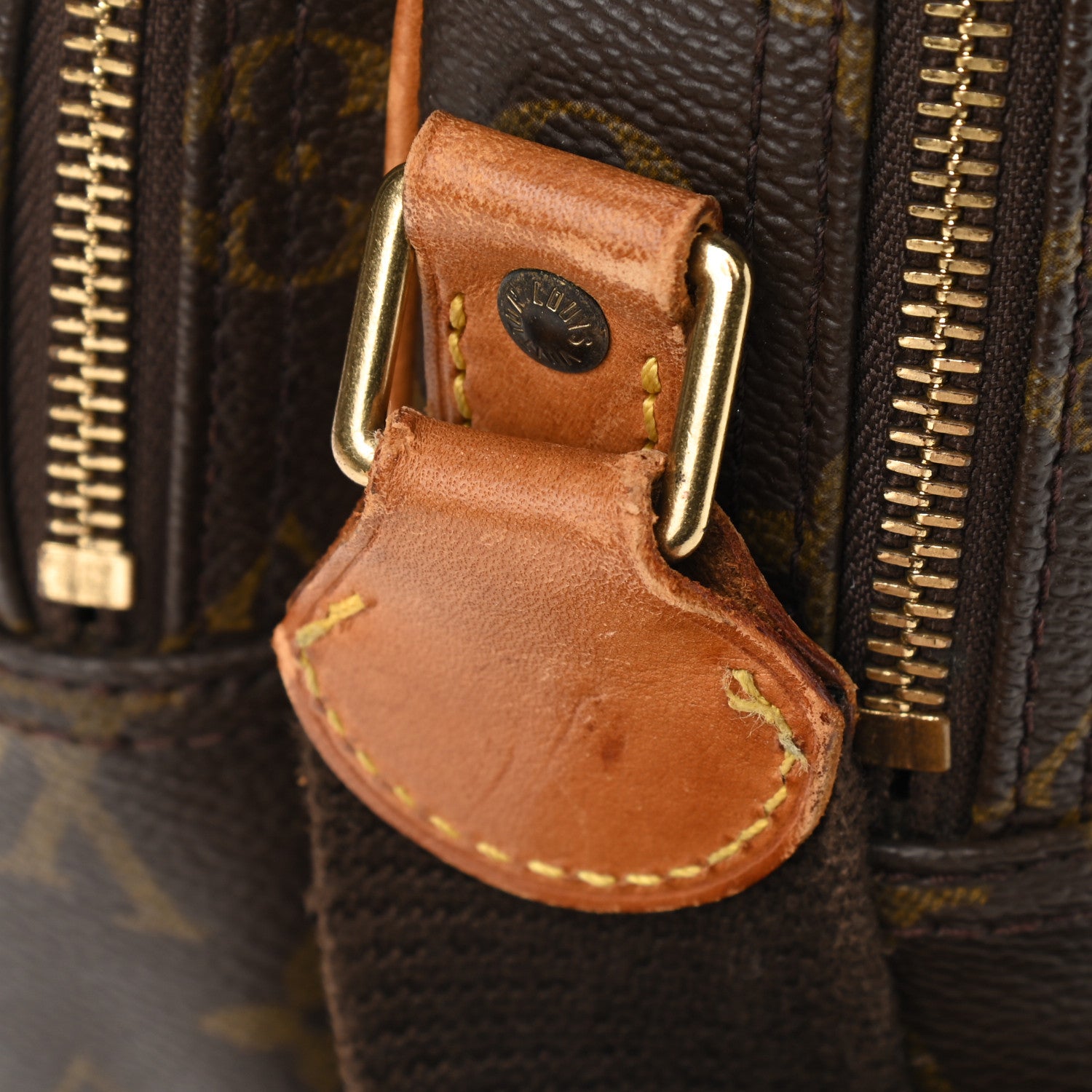 Louis Vuitton Monogram Reporter PM 16 of 17