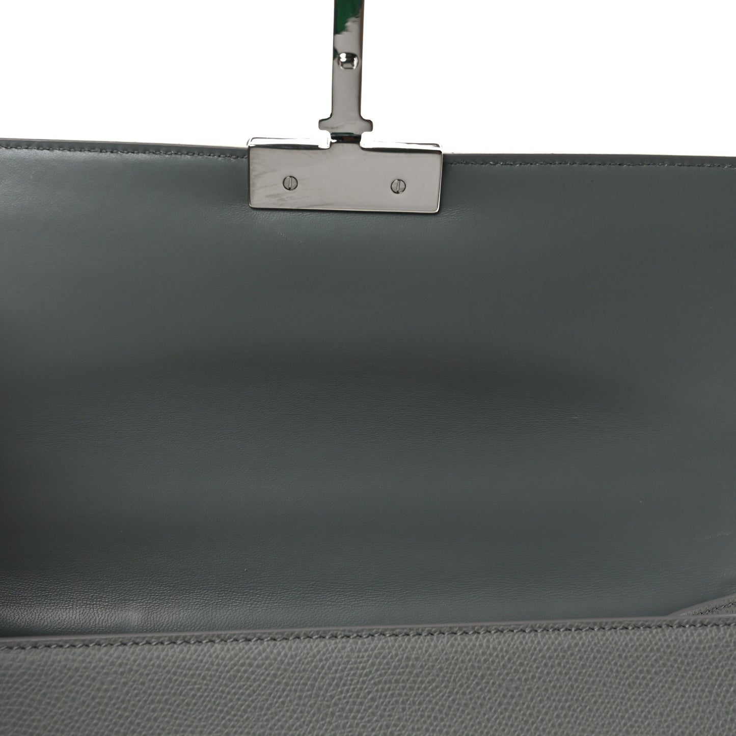 Grained Calfskin 30 Montaigne Chain Flap Bag Grey