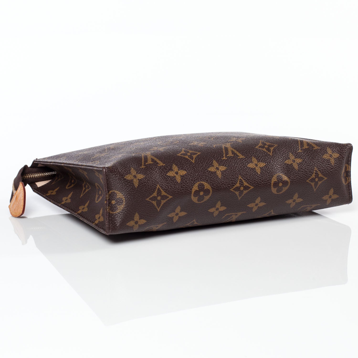 Louis Vuitton Monogram Toiletry Pouch 26 5 of 9