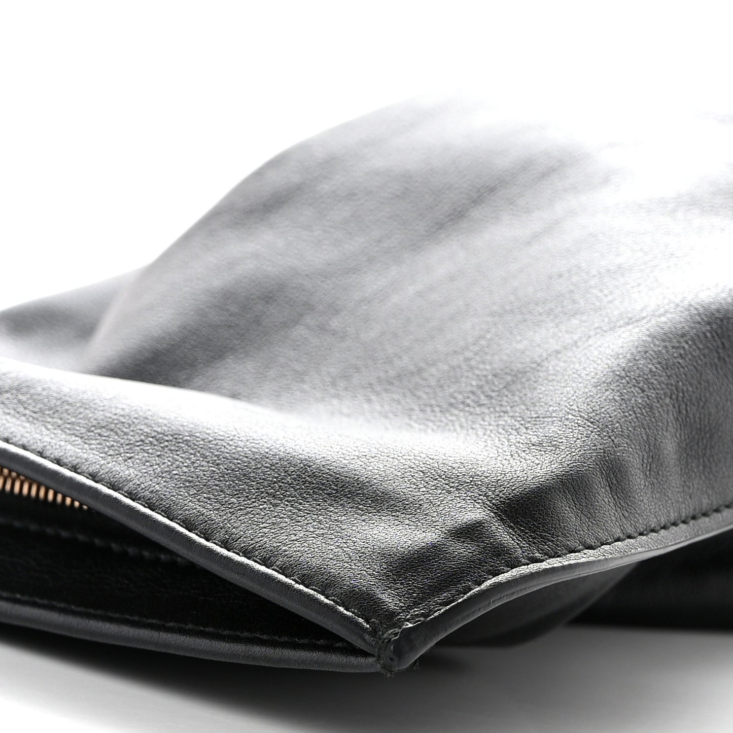 Calfskin Mini BV Twist Black