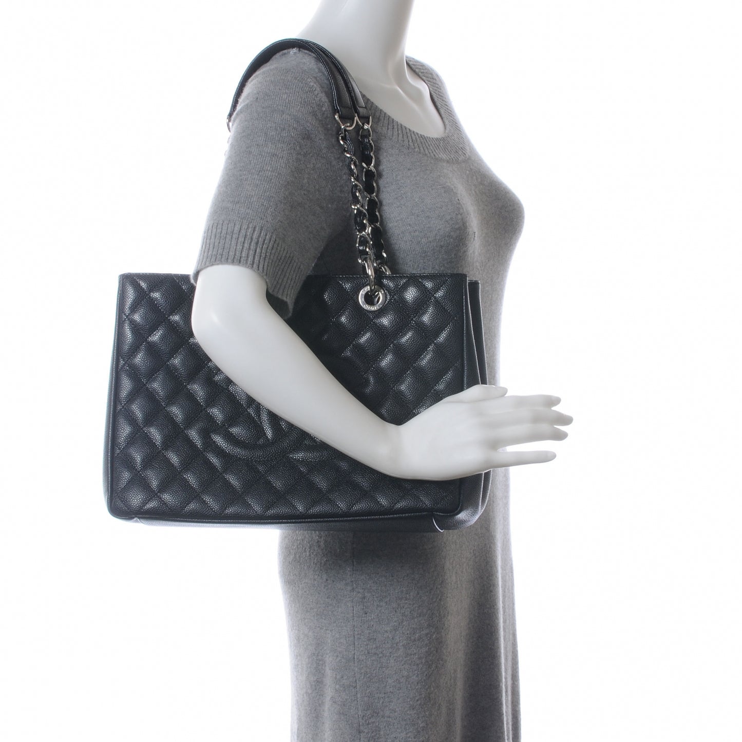 Caviar Quilted Grand Shopping Tote GST Black