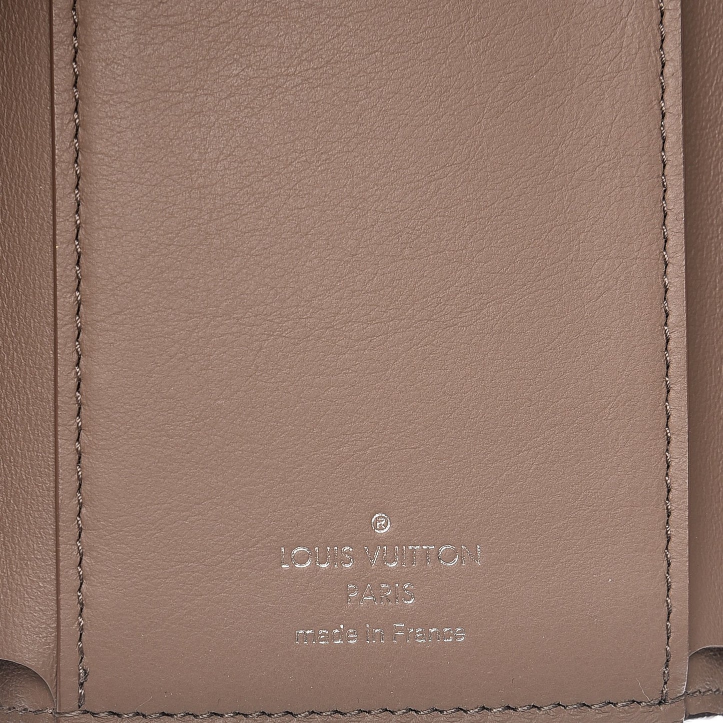 Taurillon Capucines Compact Wallet Magnolia