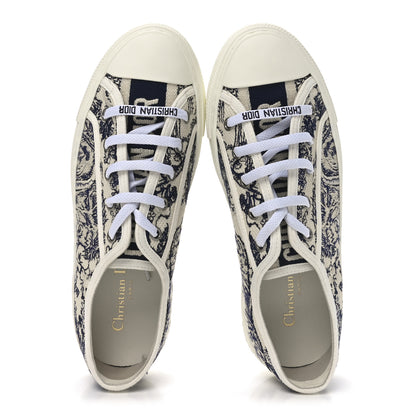 Christian Dior Canvas Toile De Jouy Embroidered Womens Walk'N'Dior Low Top Sneakers 38.5 Off-White Blue 2 of 8