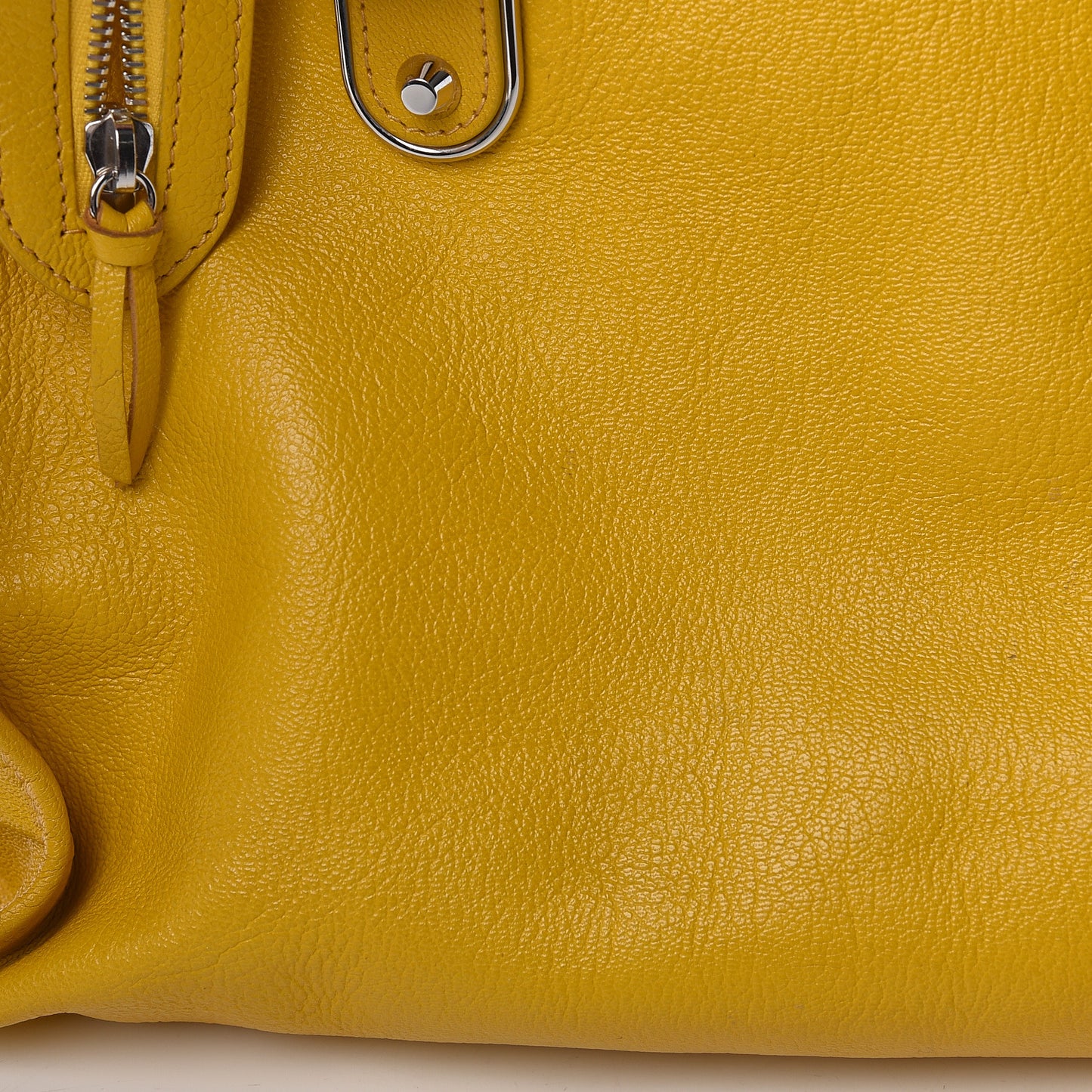 Chevre Silver Metallic Edge Hardware City Jaune Epi