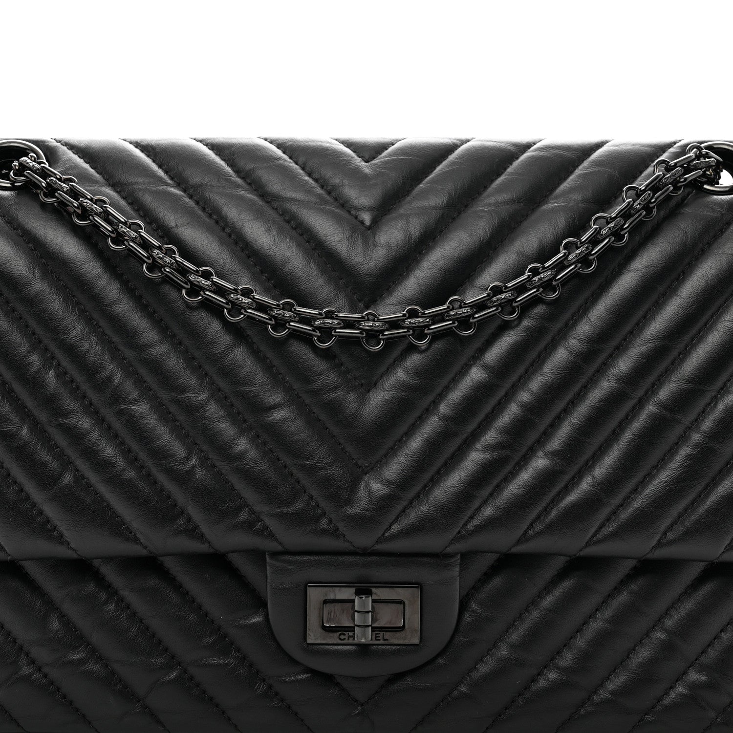 Chanel Aged Calfskin Chevron Quilted 2.55 Reissue 226 So Black 5 of 11