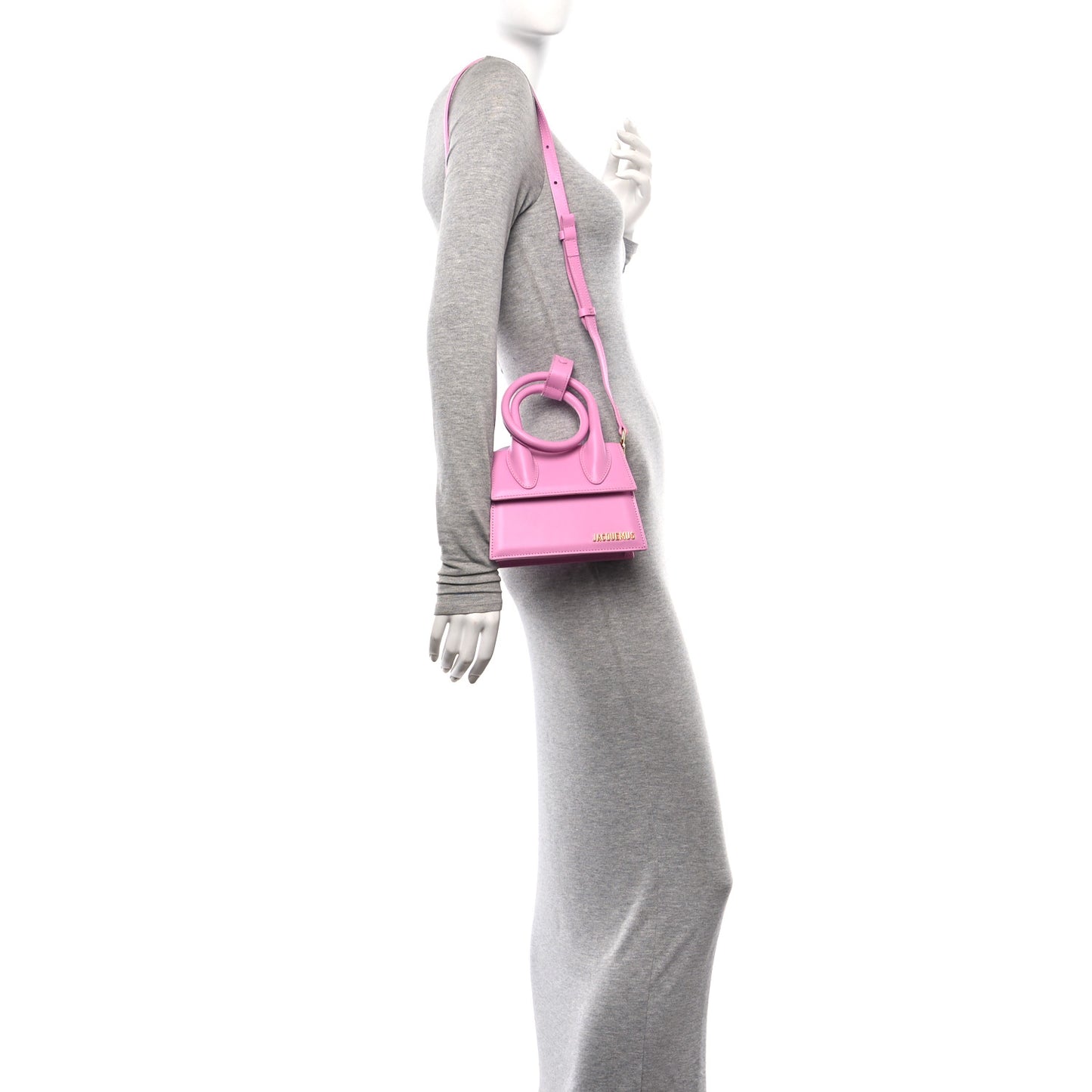 Smooth Calfskin Le Chiquito Noeud Light Pink