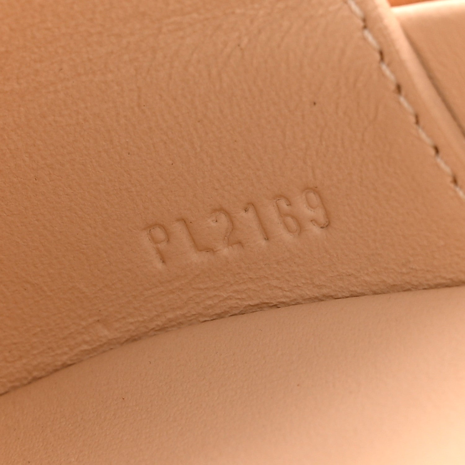 Louis Vuitton Monogram Petite Boite Chapeau 7 of 12