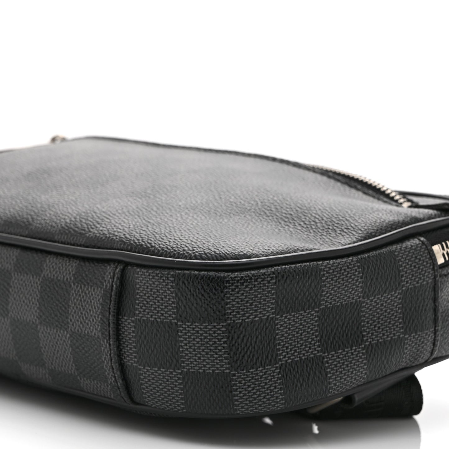 Damier Graphite Ambler