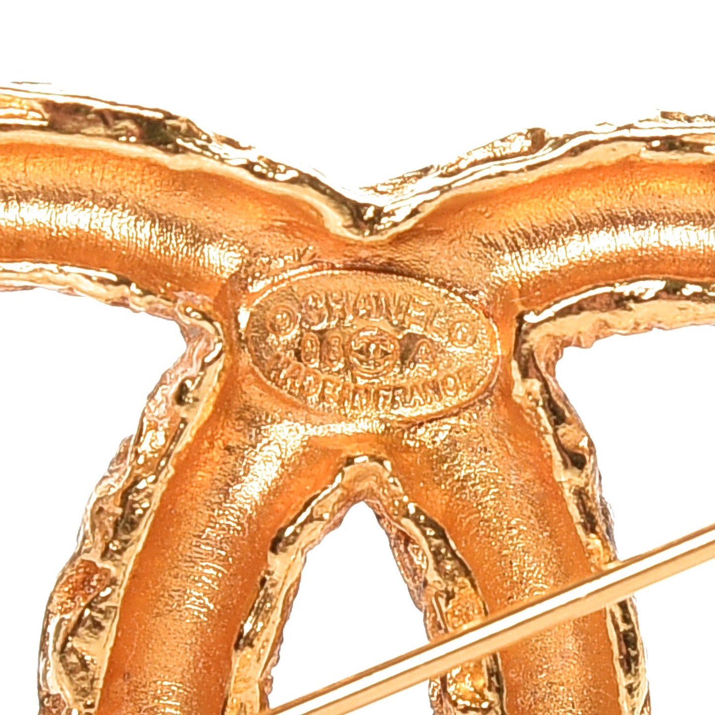 CC Small Brooch Gold