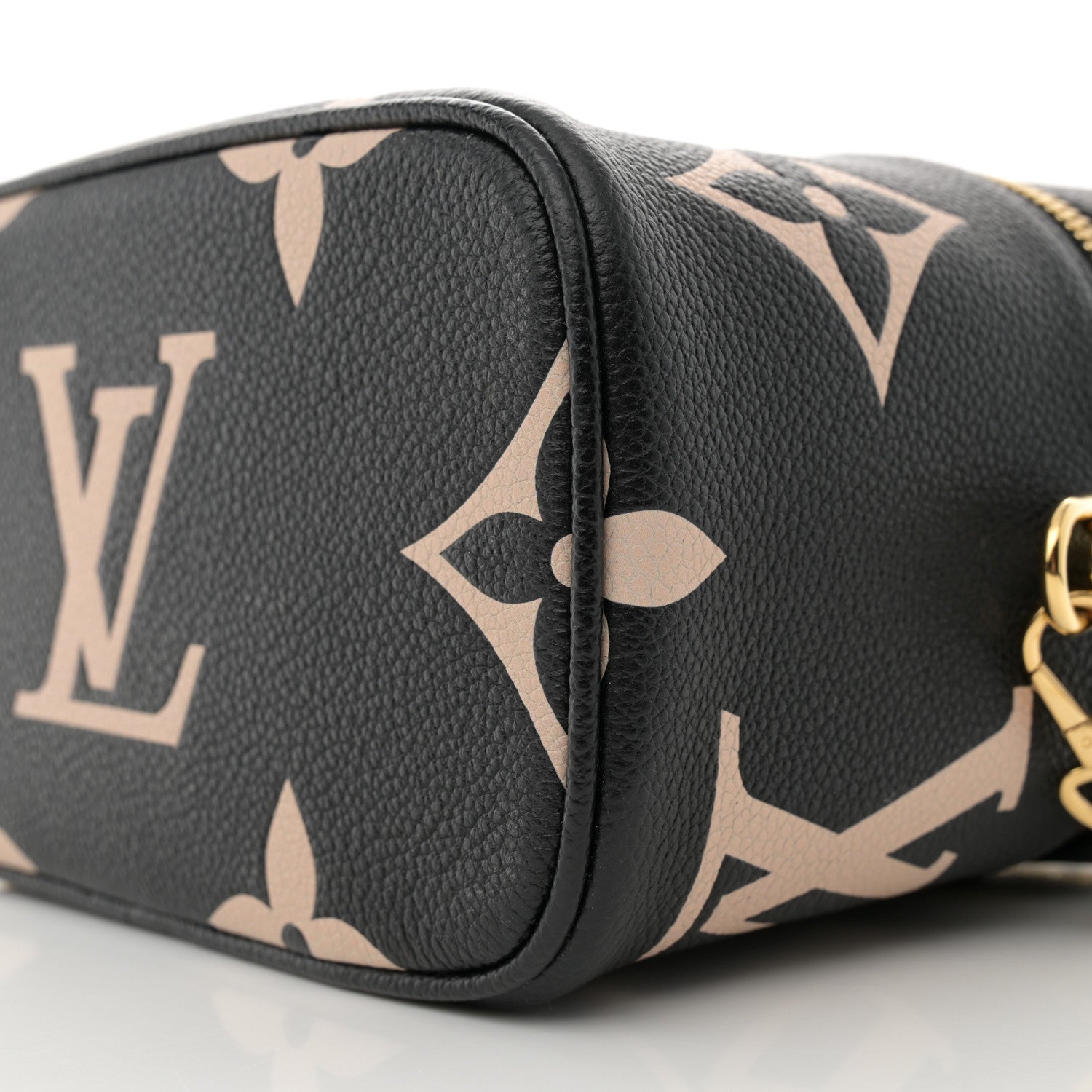 Louis Vuitton Empreinte Monogram Giant Vanity PM Black Beige 9 of 9