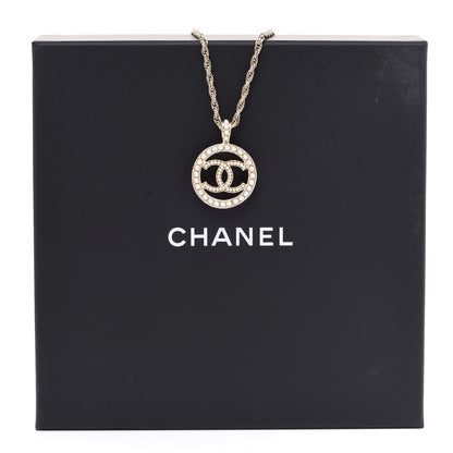 Chanel Pearl CC Round Pendant Necklace Gold 6 of 6