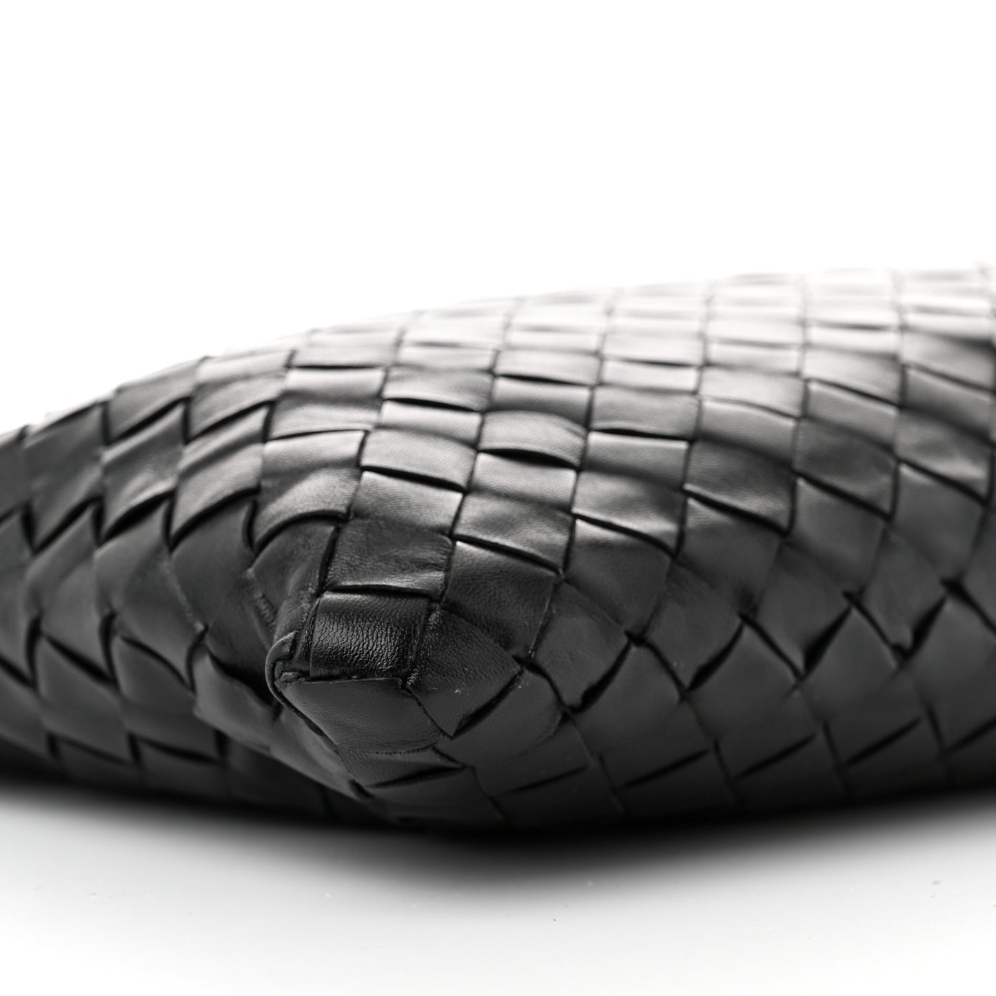 Calfskin Intrecciato Small Hop Black