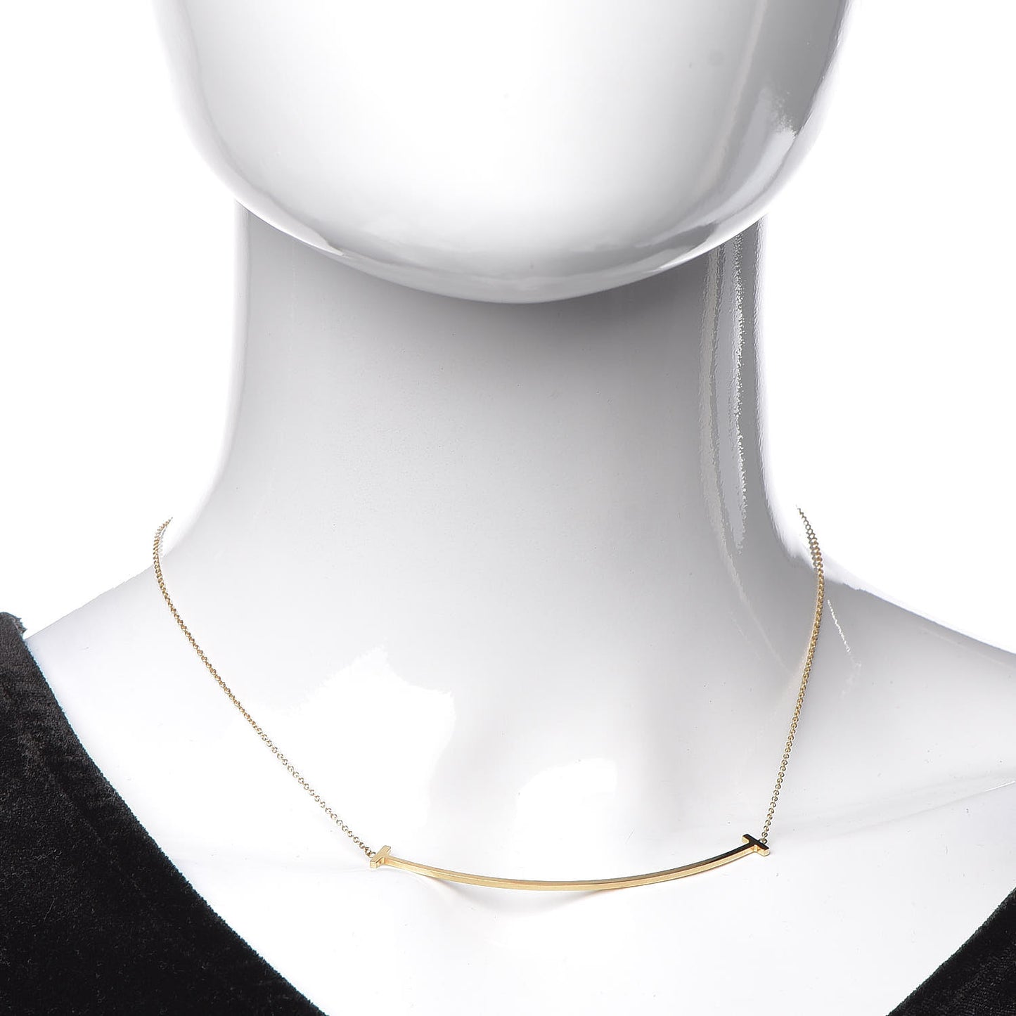 18K Yellow Gold Large T Smile Pendant Necklace