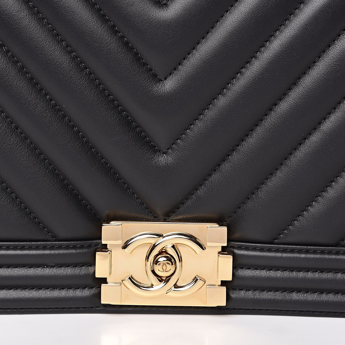 Calfskin Chevron Quilted New Medium Boy Flap Black
