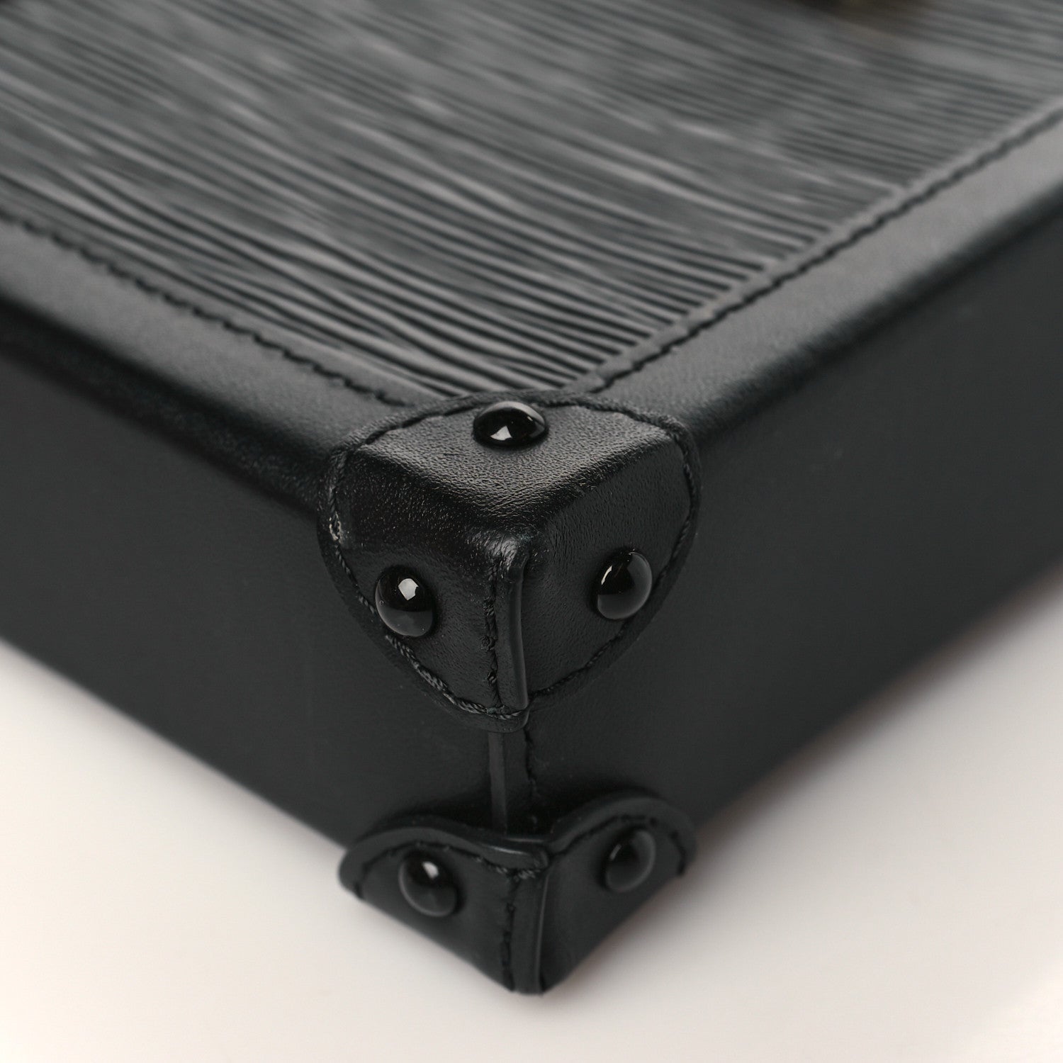 Louis Vuitton Epi Pochette Trunk Verticale Black 8 of 9