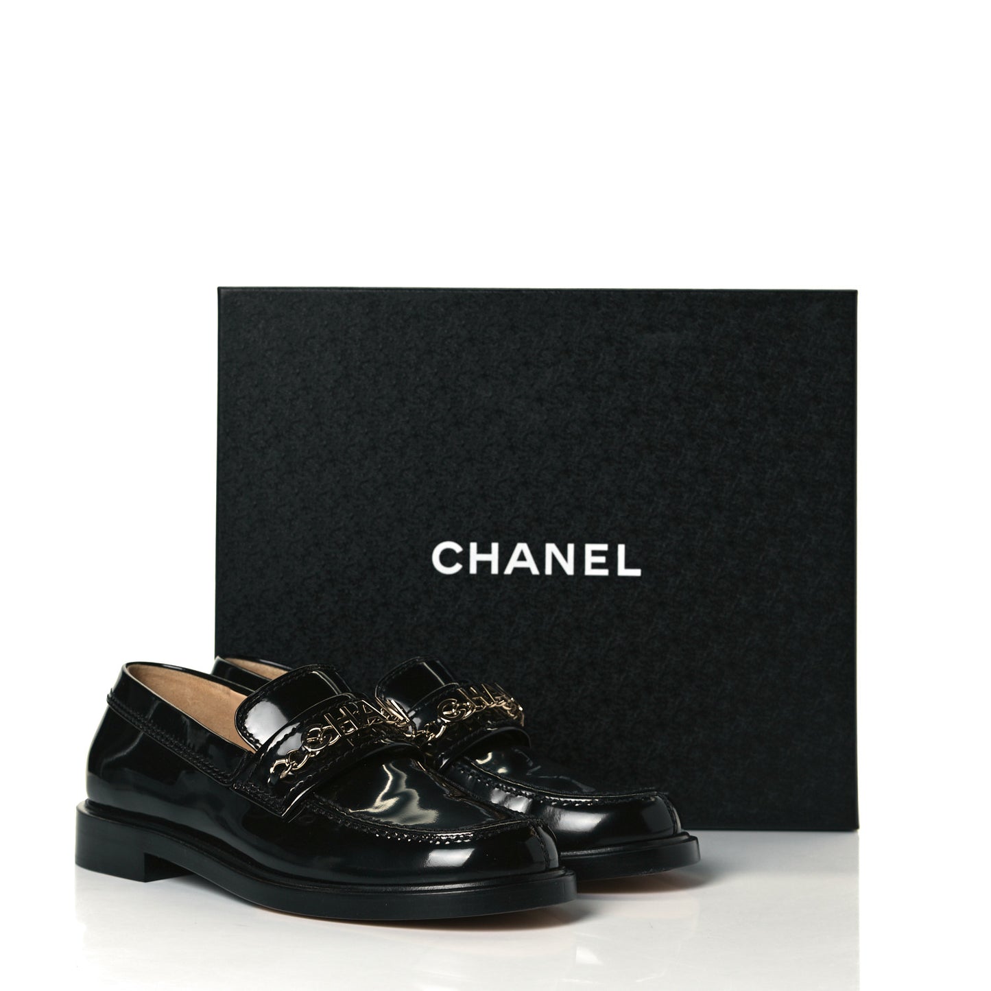 Shiny Calfskin Logo Loafers 37 Black