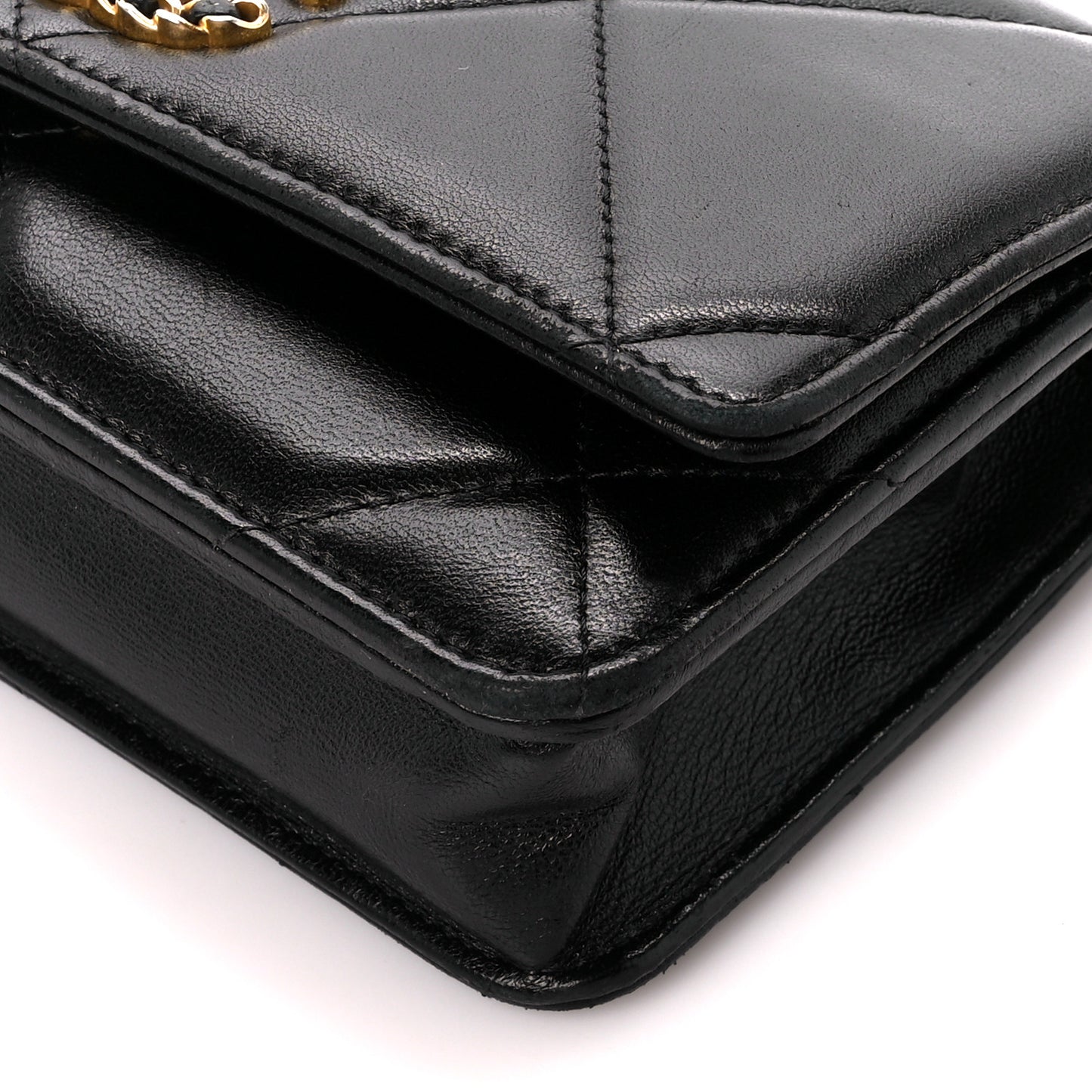 Lambskin Quilted Chanel 19 Wallet On Chain WOC Black
