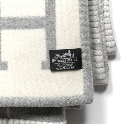 Hermes Wool Cashmere Avalon III Blanket Ecru Gris Clair 3 of 3