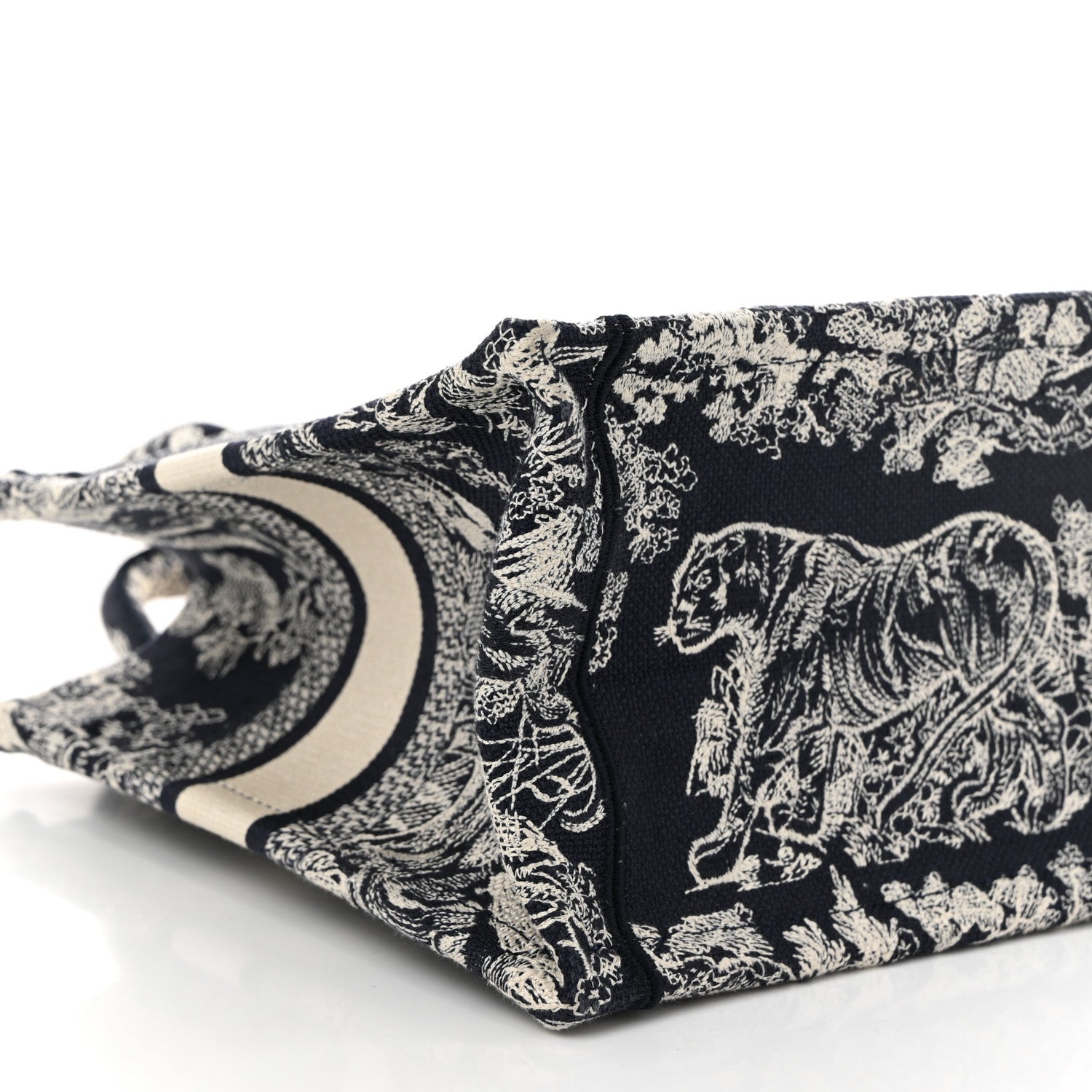 Christian Dior Canvas Embroidered Small Dioriviera Toile De Jouy Book Tote Blue 9 of 10
