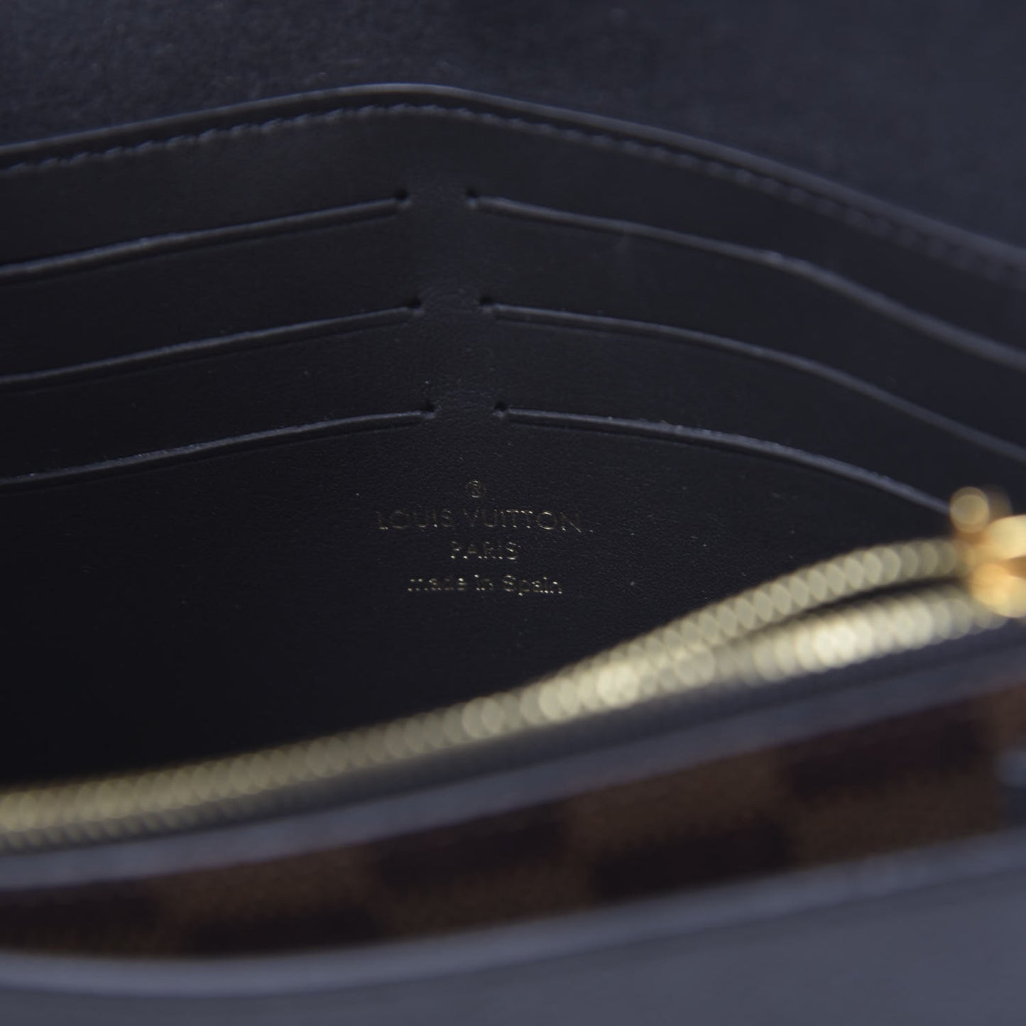 Damier Ebene Vavin Chain Wallet Black