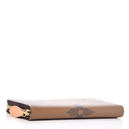Louis Vuitton Reverse Monogram Giant Zippy Wallet 4 of 8