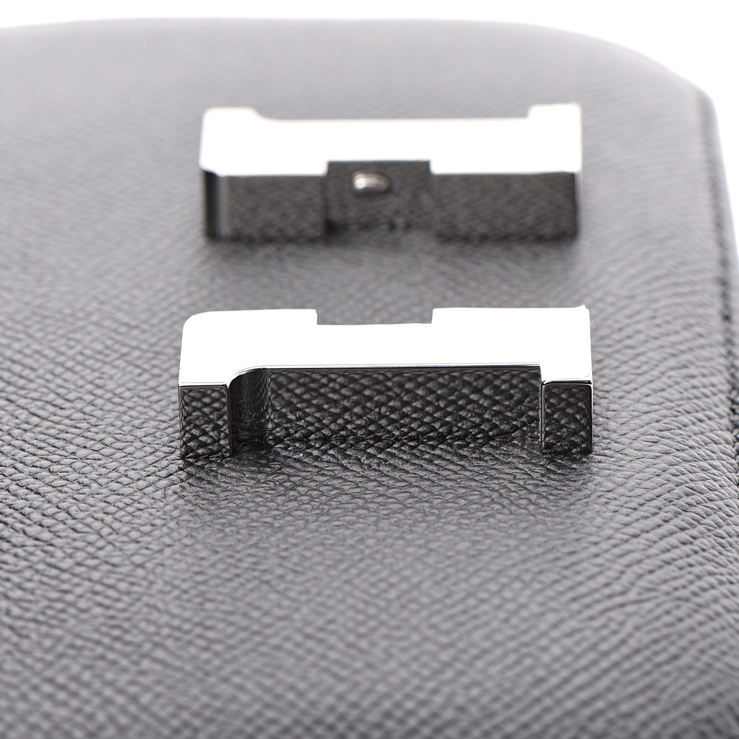 Epsom Constance 18 Black