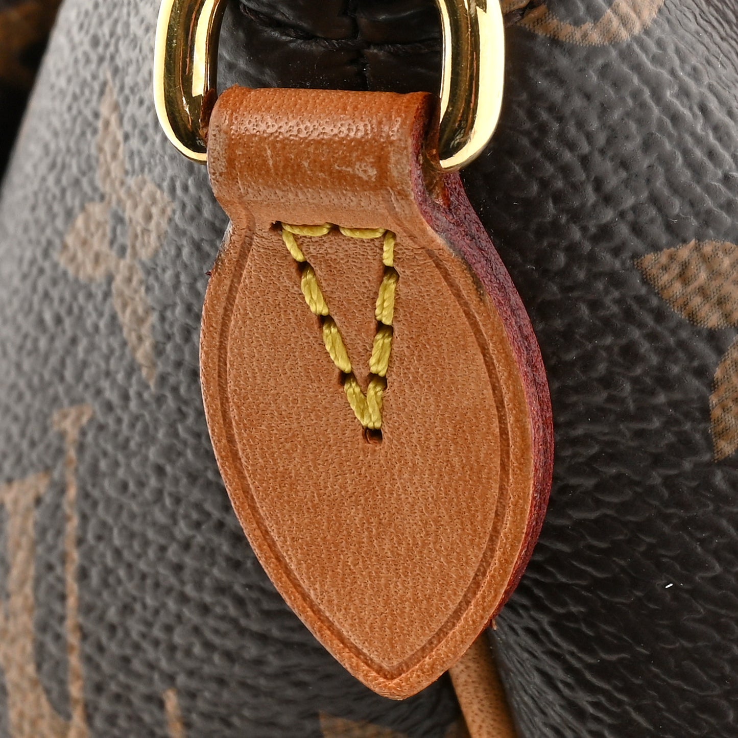 Monogram Rivoli MM
