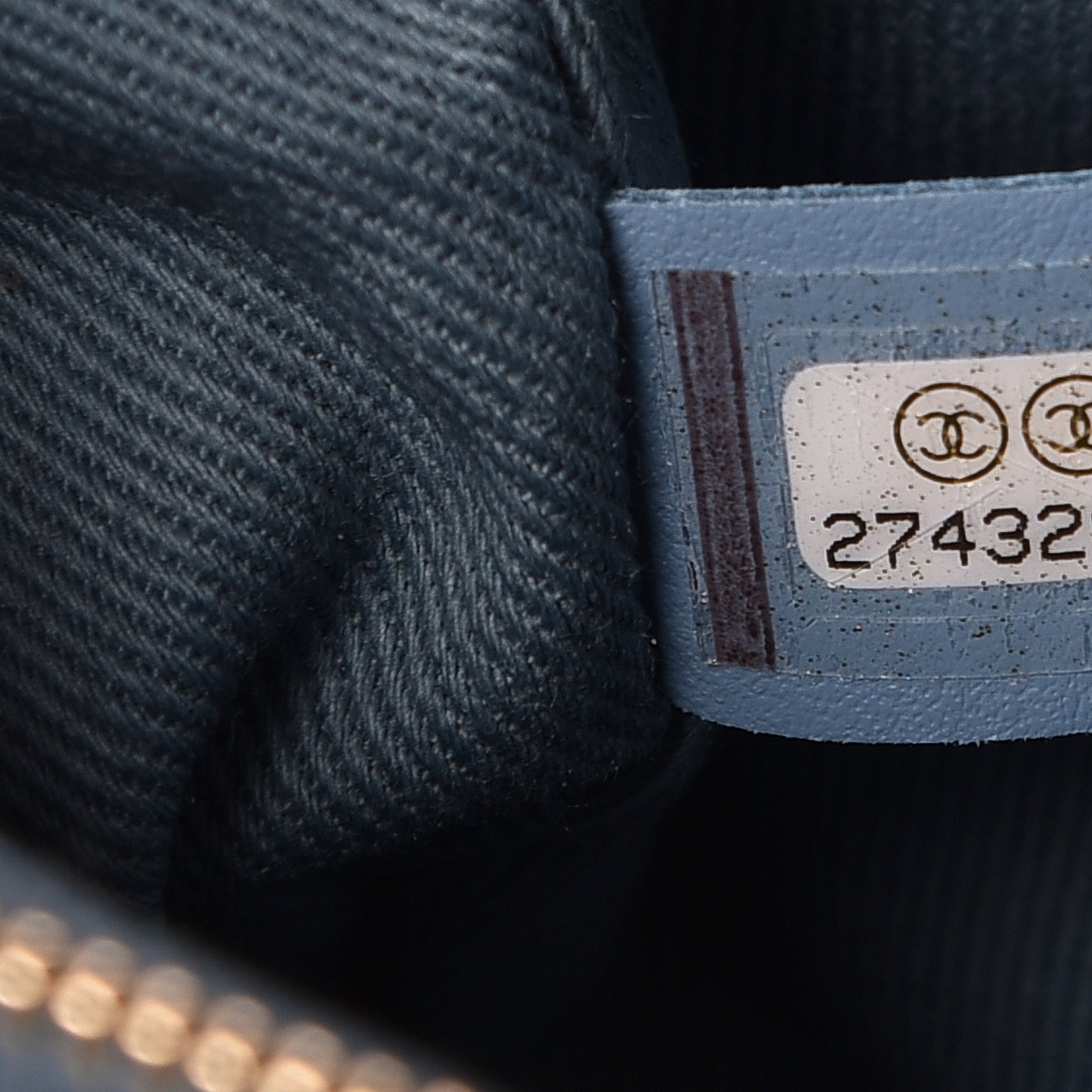 Caviar Quilted Business Affinity Waist Bag Blue