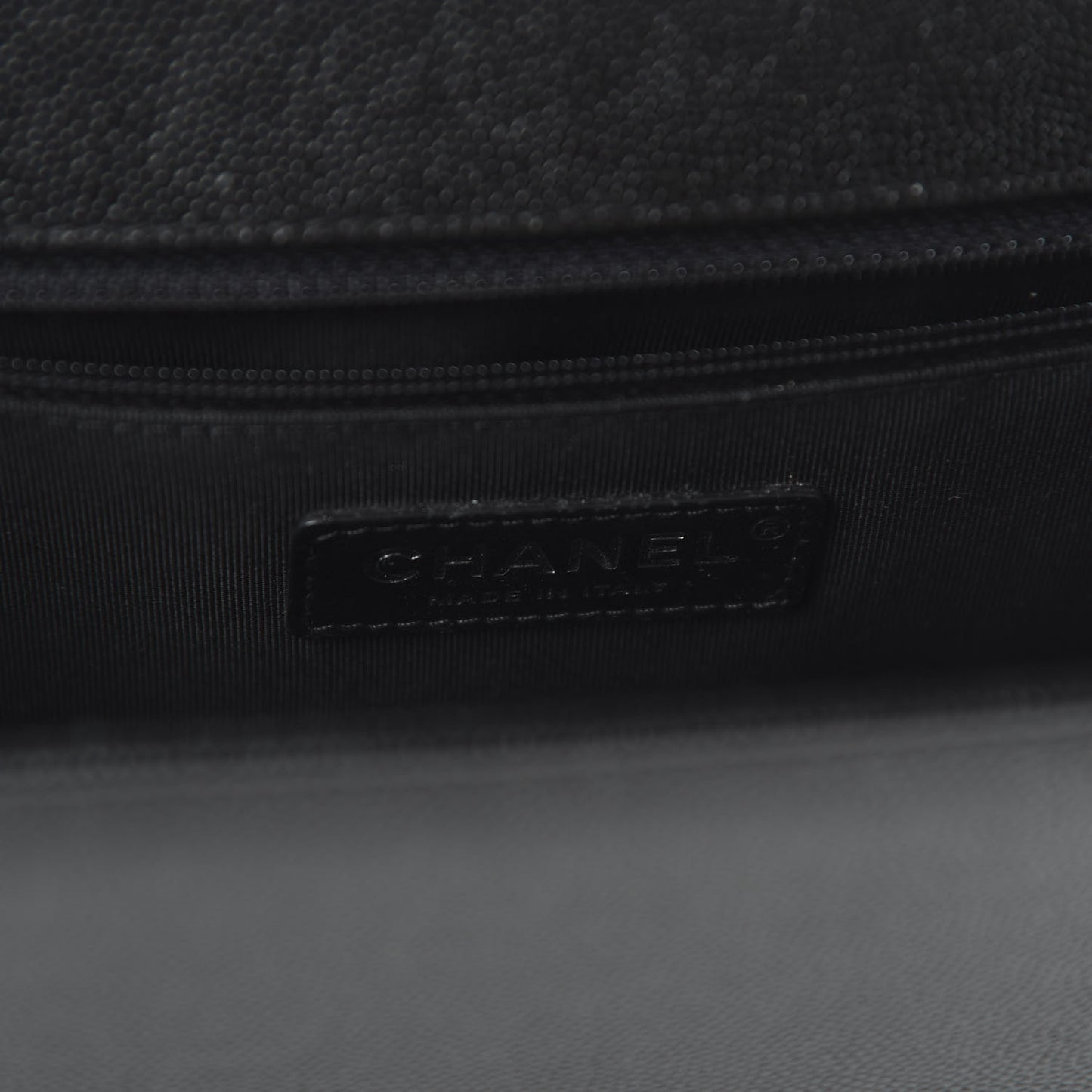 Caviar Quilted New Medium Boy Flap Black