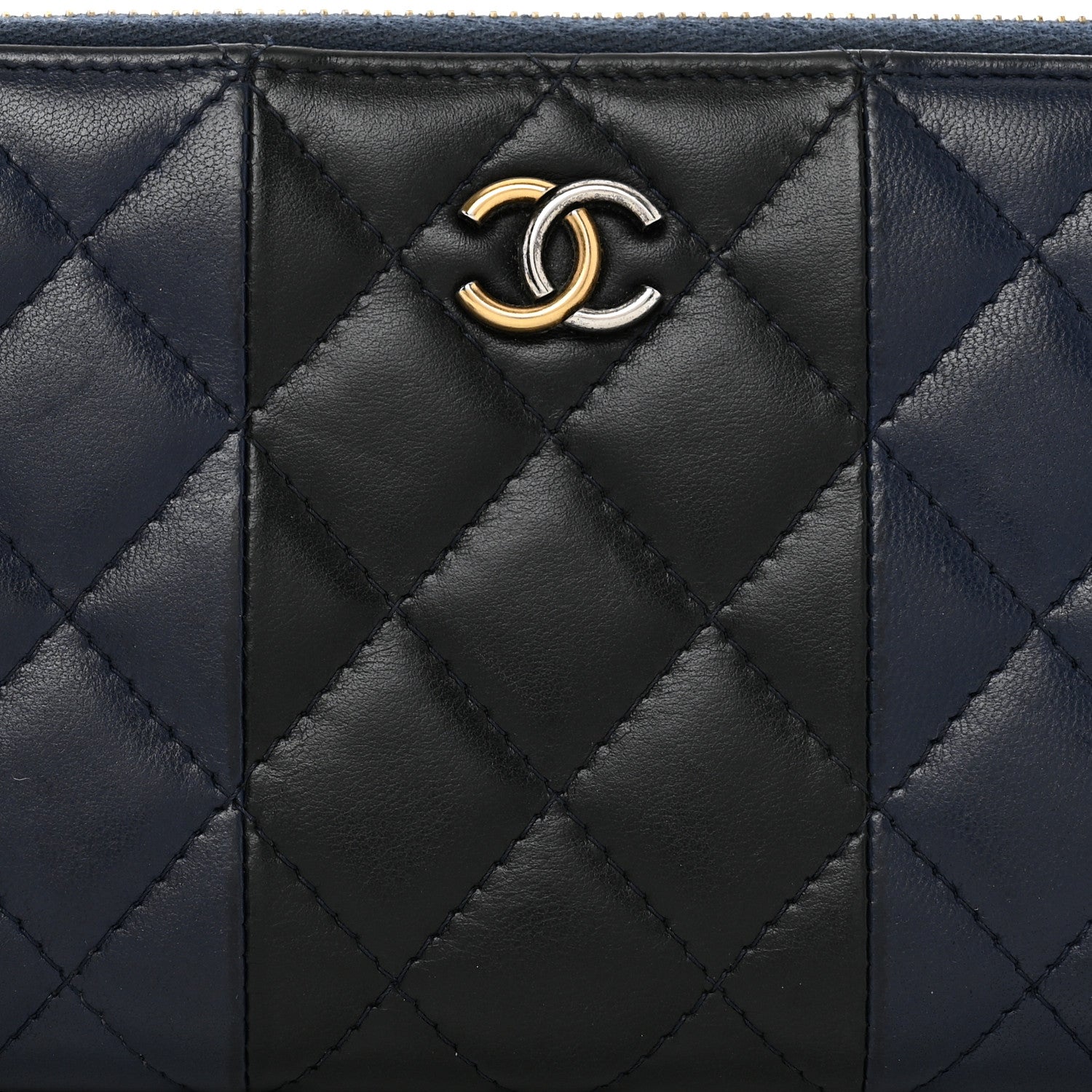 Chanel Lambskin Quilted Large Gusset Zip Around Wallet Blue Black 9 of 10