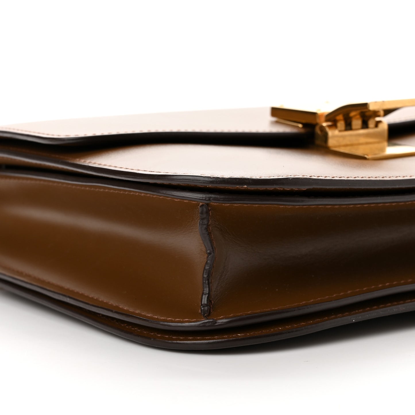 Box Calfskin Medium Classic Box Flap Bag Camel