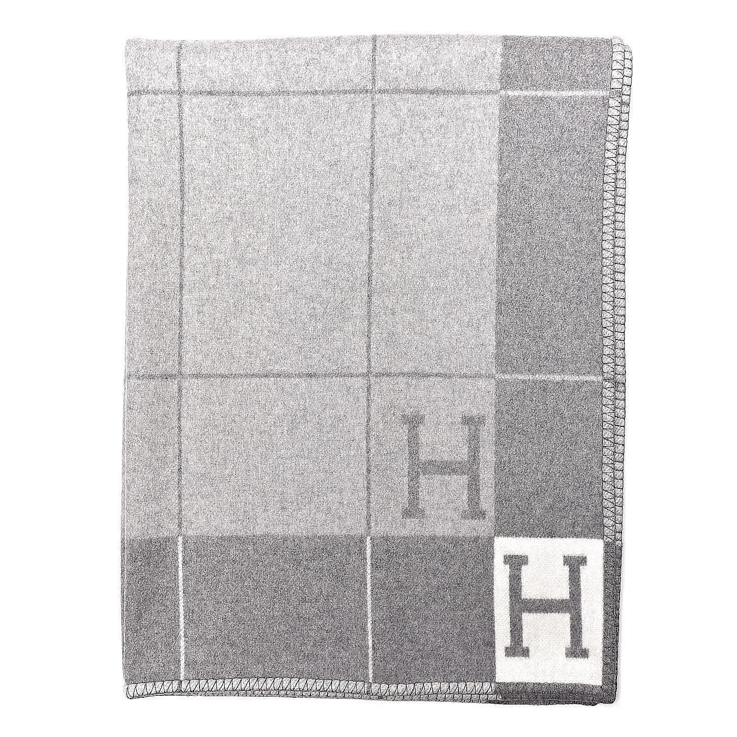 Hermes Wool Cashmere Avalon III Blanket Ecru Gris Clair 3 of 4