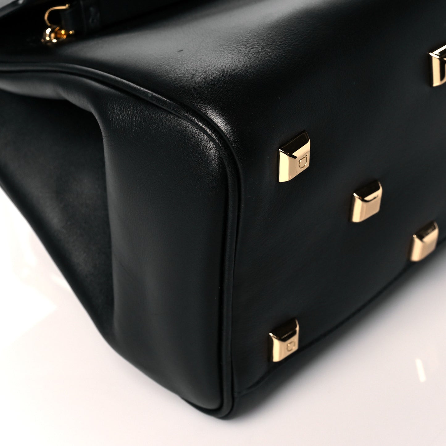 Medium Studio Bag Black