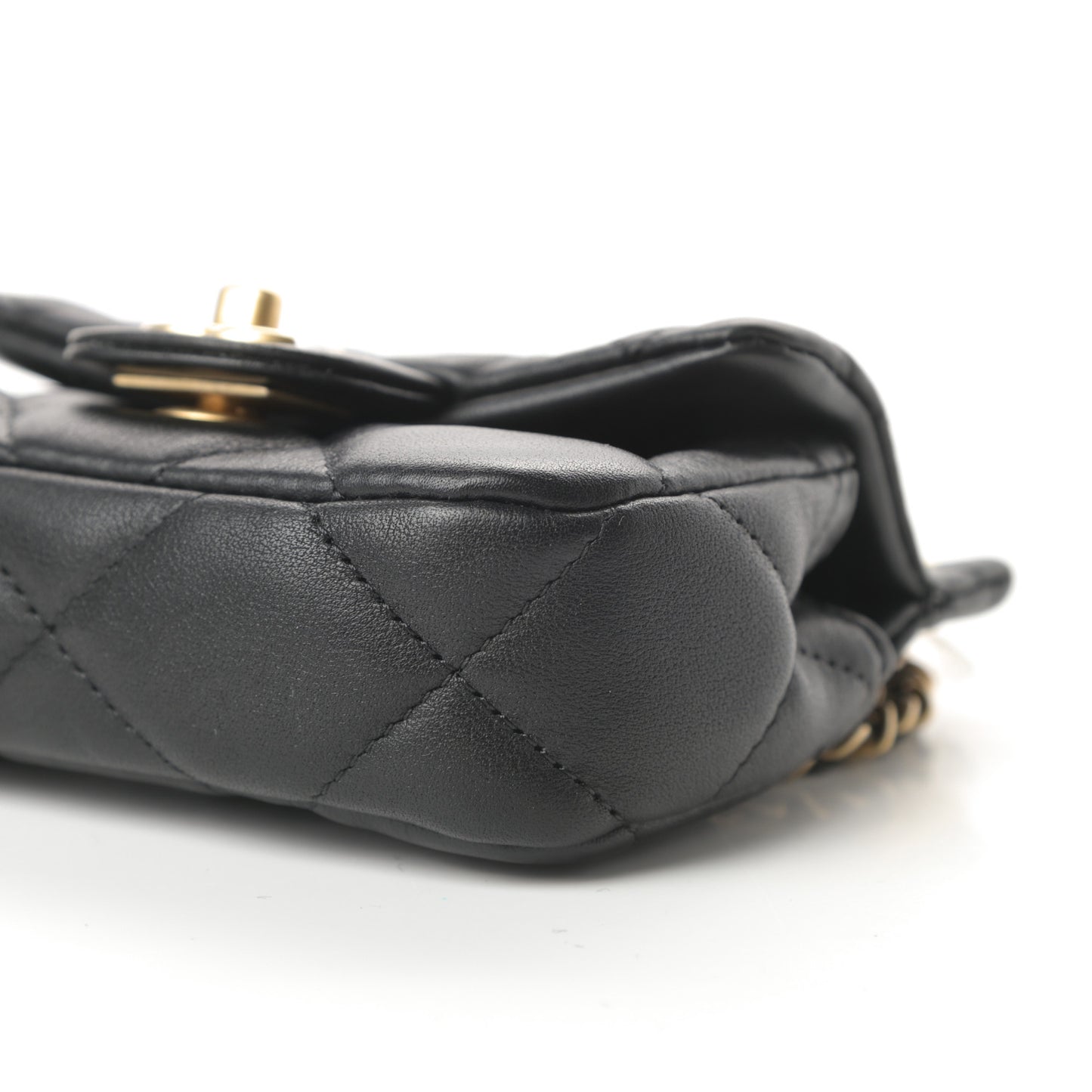 Calfskin Quilted Lady Handle Flap Card Holder With Chain Black