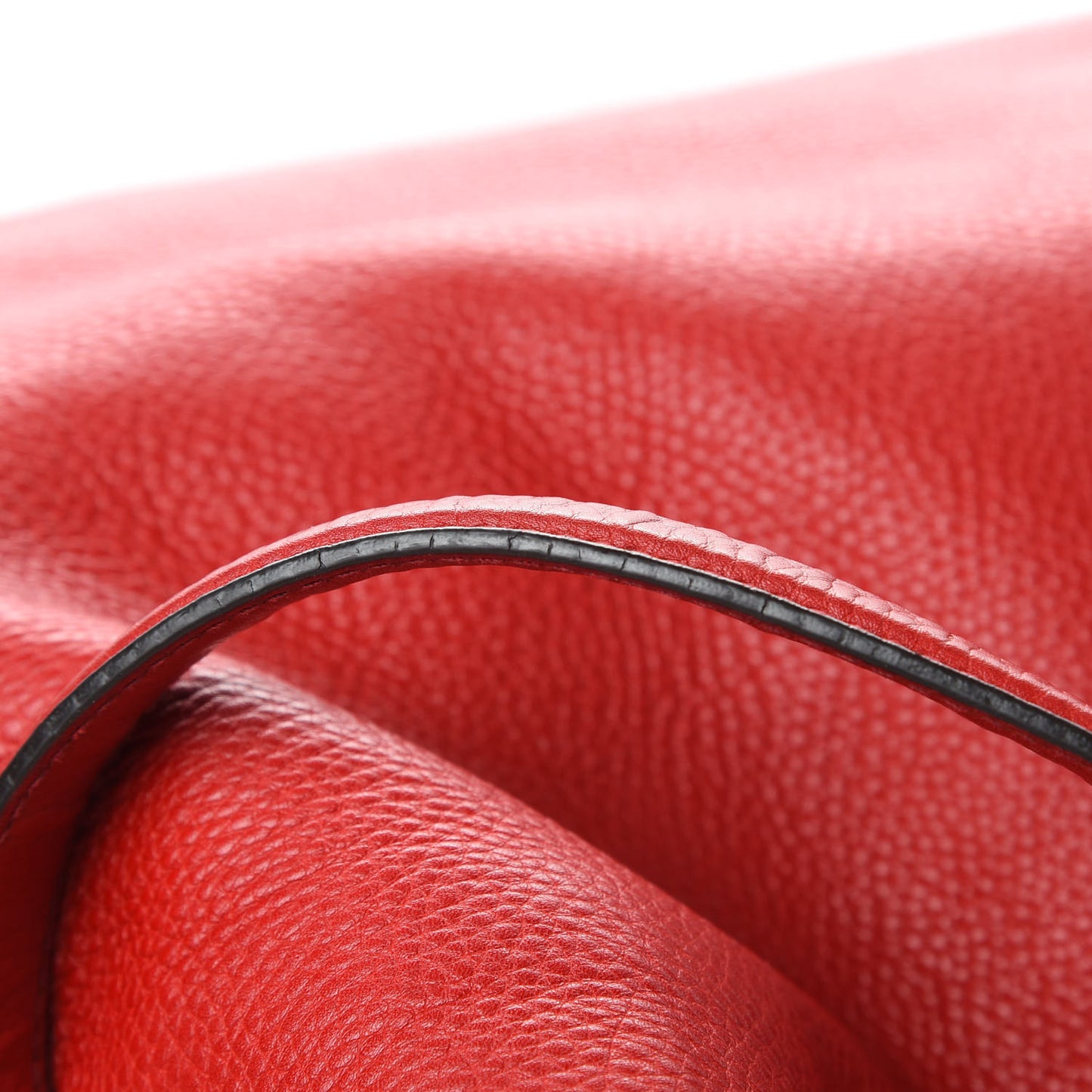 Pebbled Calfskin Large Soho Shoulder Bag Red