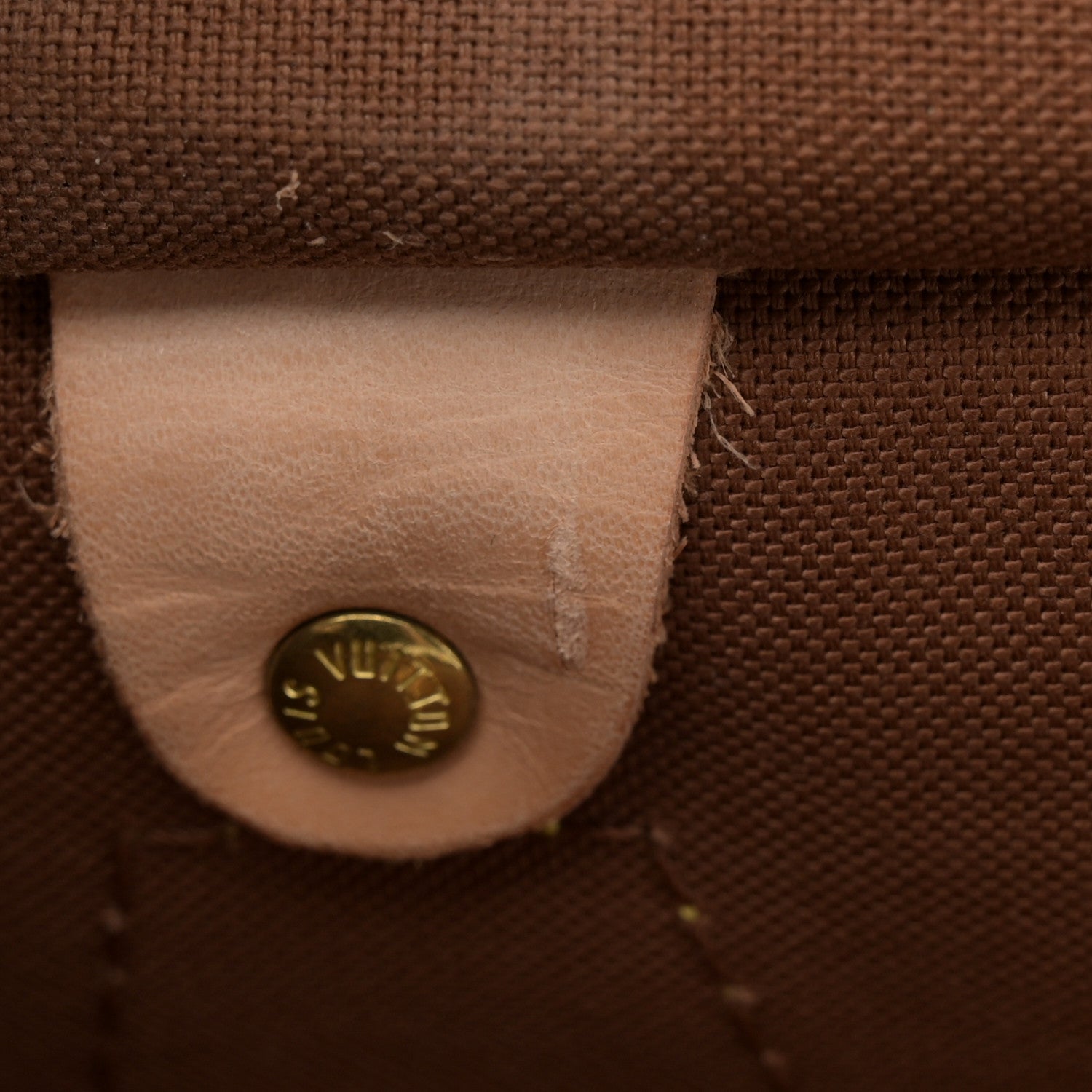 Louis Vuitton Monogram Speedy 40 11 of 14