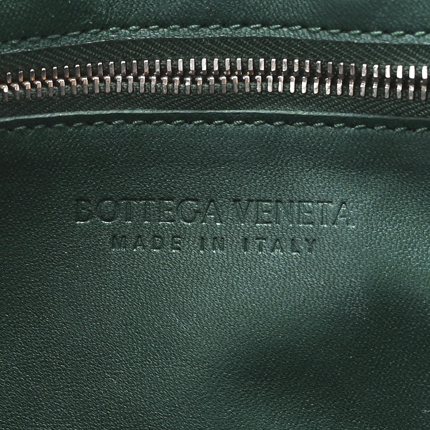 Bottega Veneta Lambskin Maxi Intrecciato Cassette Crossbody Bag Raintree Green 6 of 12