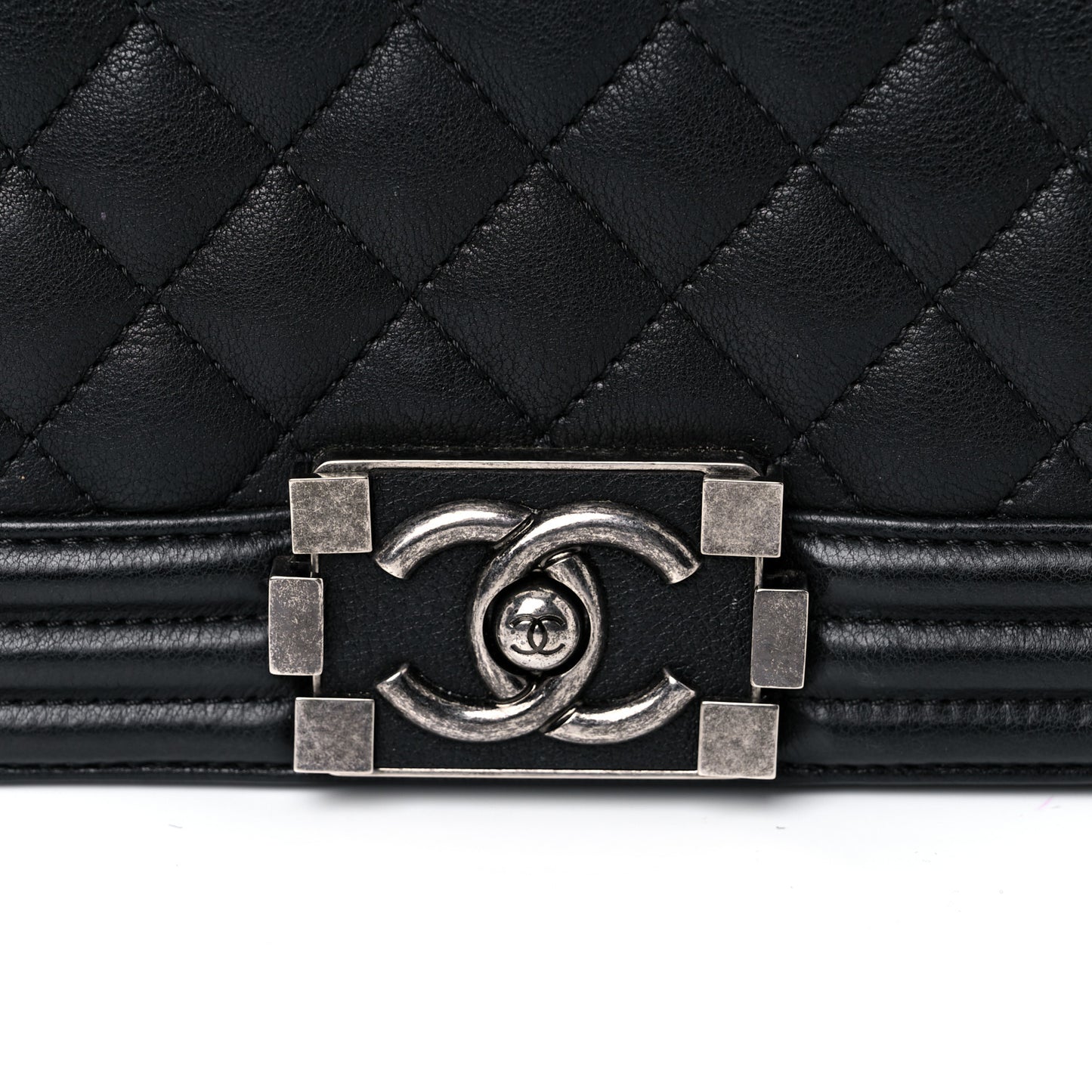 Calfskin Quilted Medium Boy Flap Black