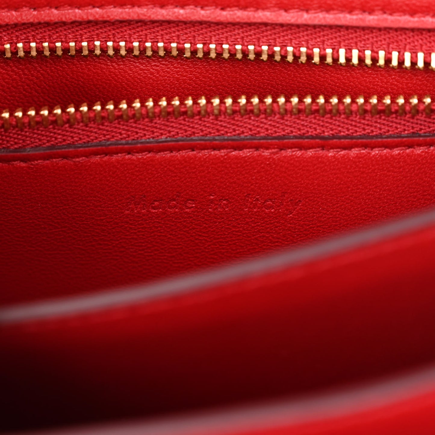 Box Calfskin Small Classic Box Flap Bag Red