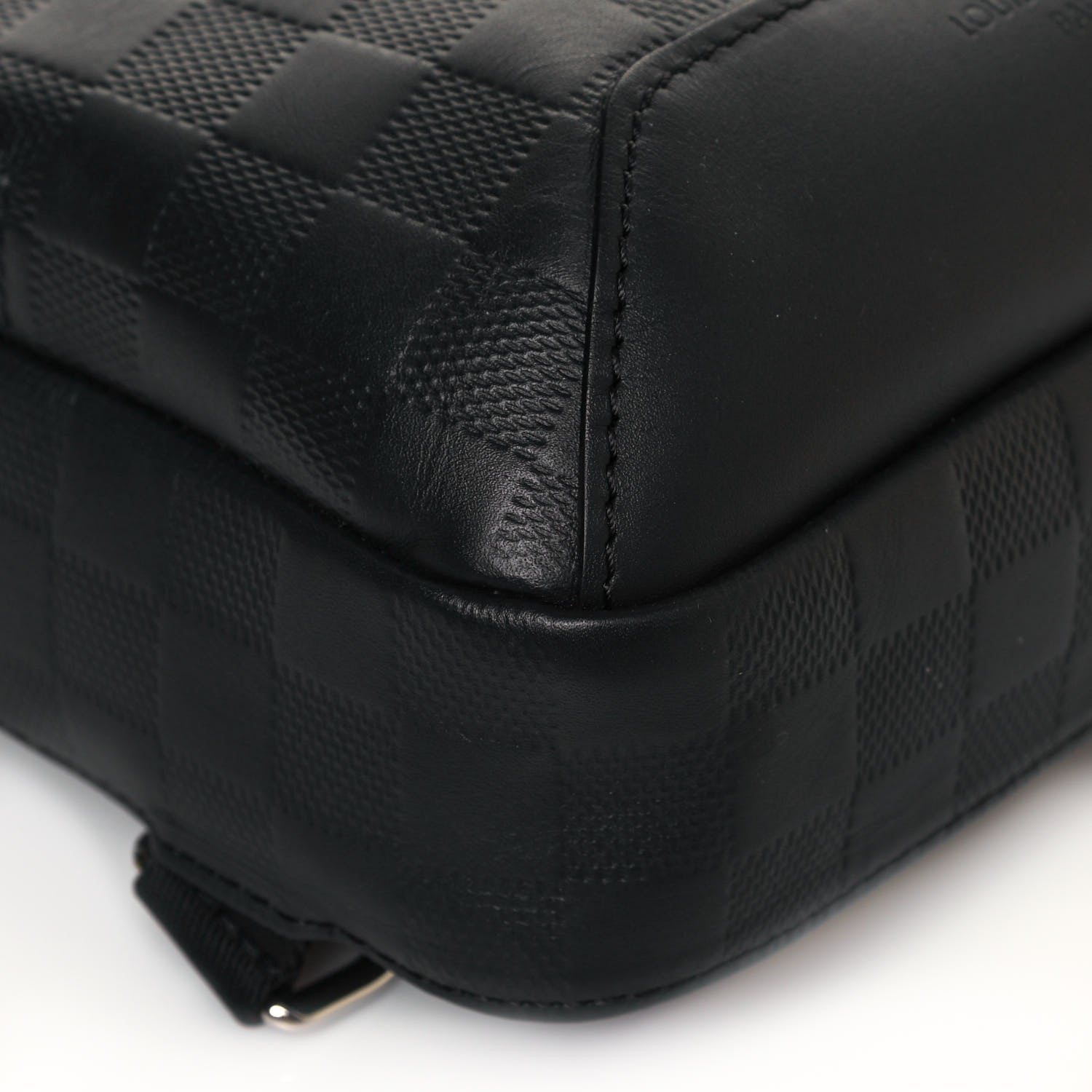 Louis Vuitton Damier Infini Avenue Sling Bag Onyx 8 of 14