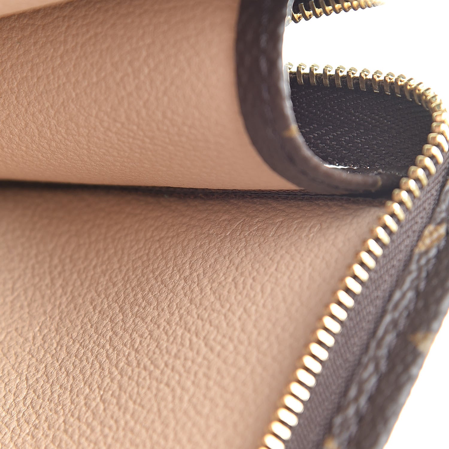 Louis Vuitton Monogram Toiletry Pouch 26 7 of 7