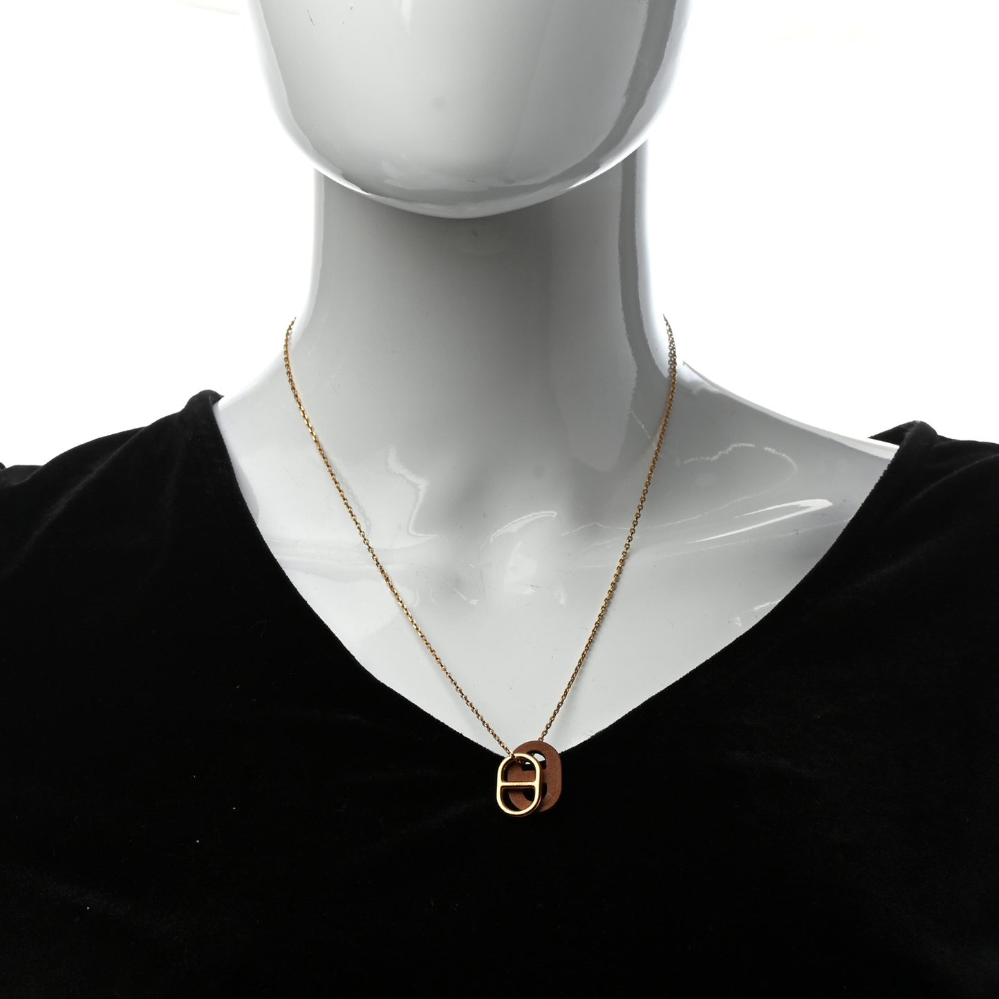Swift O'Maillon Pendant Necklace Gold