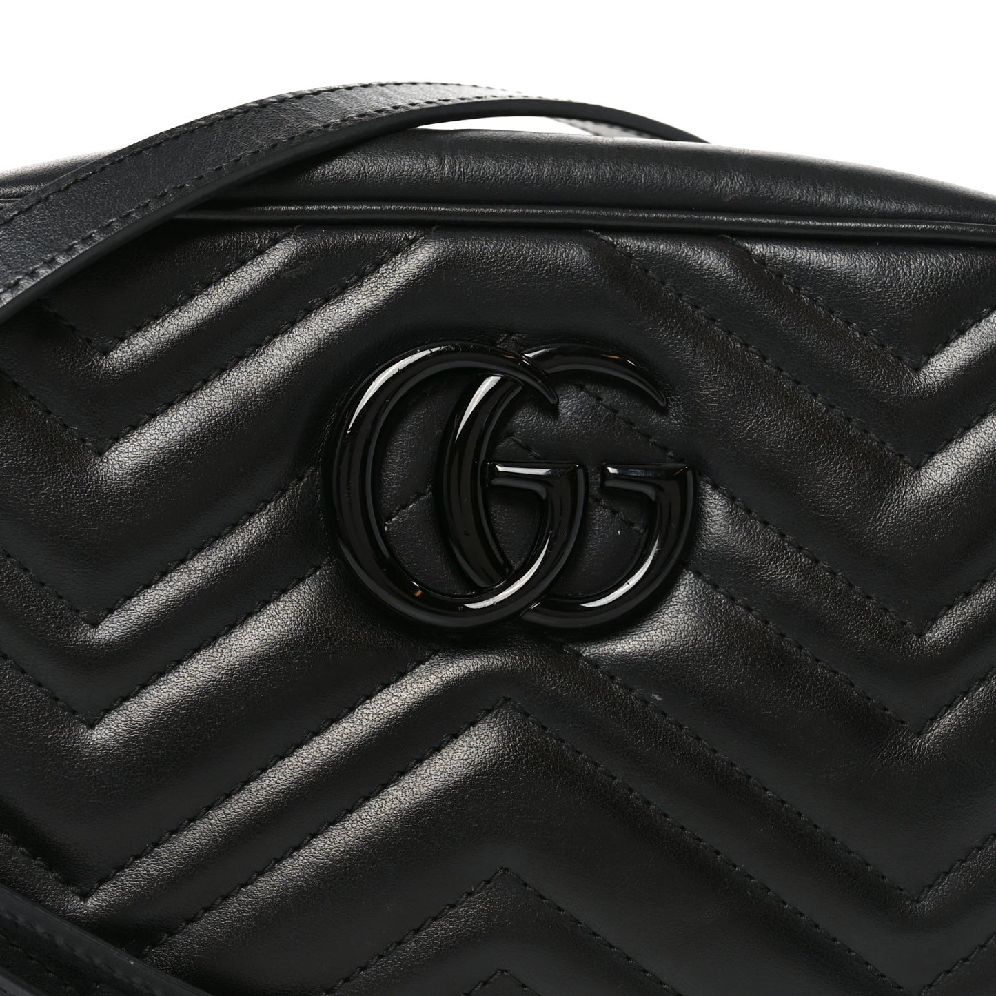 Calfskin Matelasse Monochrome Small GG Marmont Chain Shoulder Bag Black